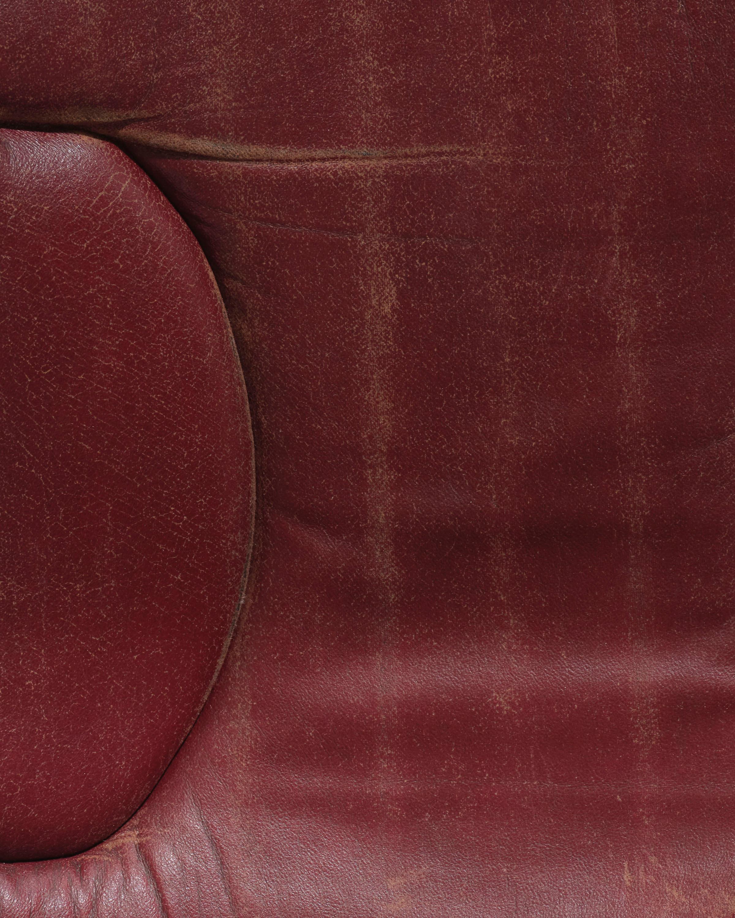 Sillón de cuero y metal con ruedas, años 70 en venta 9