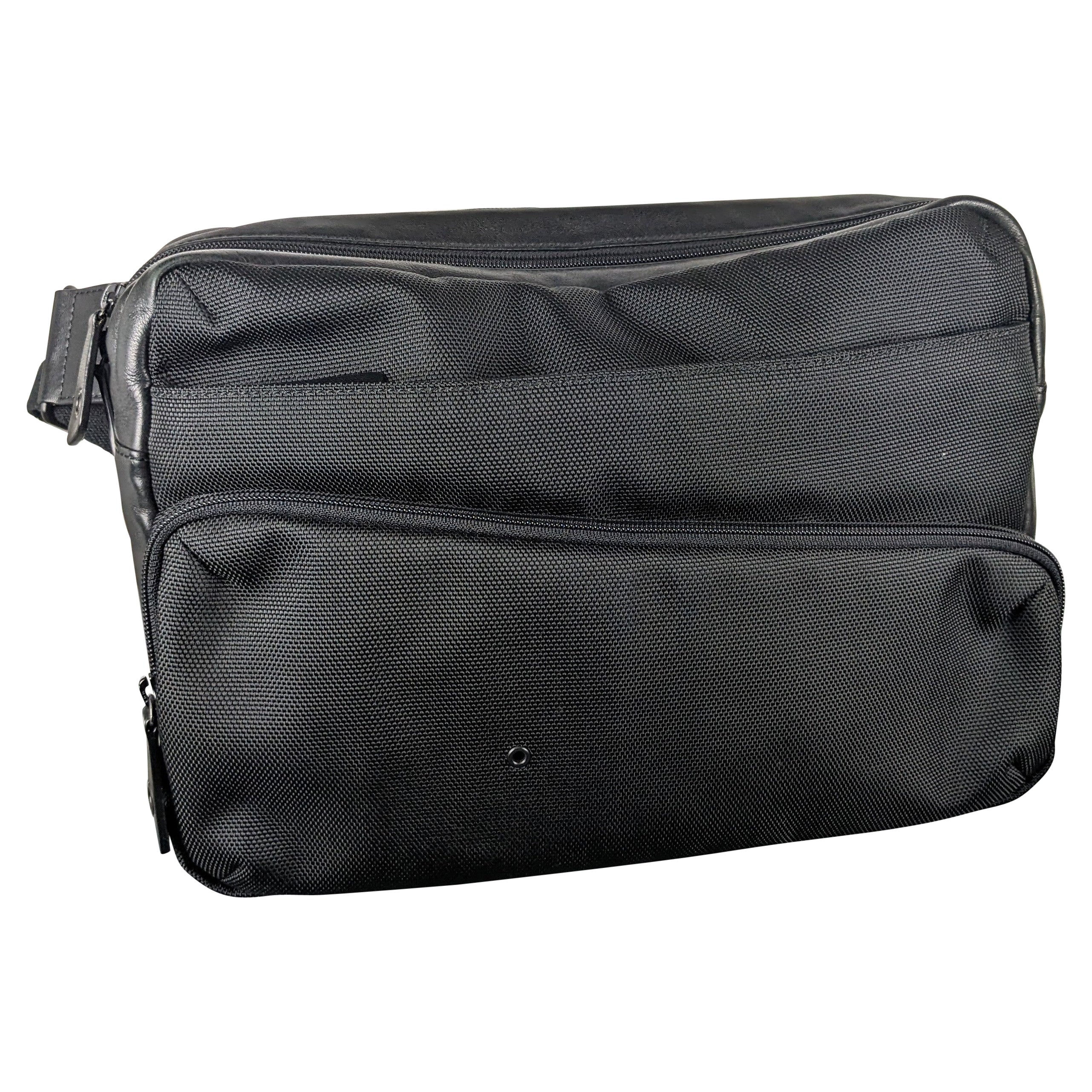 Messenger-Umhänger aus Leder und Nylon, RO von Studio RMD im Angebot