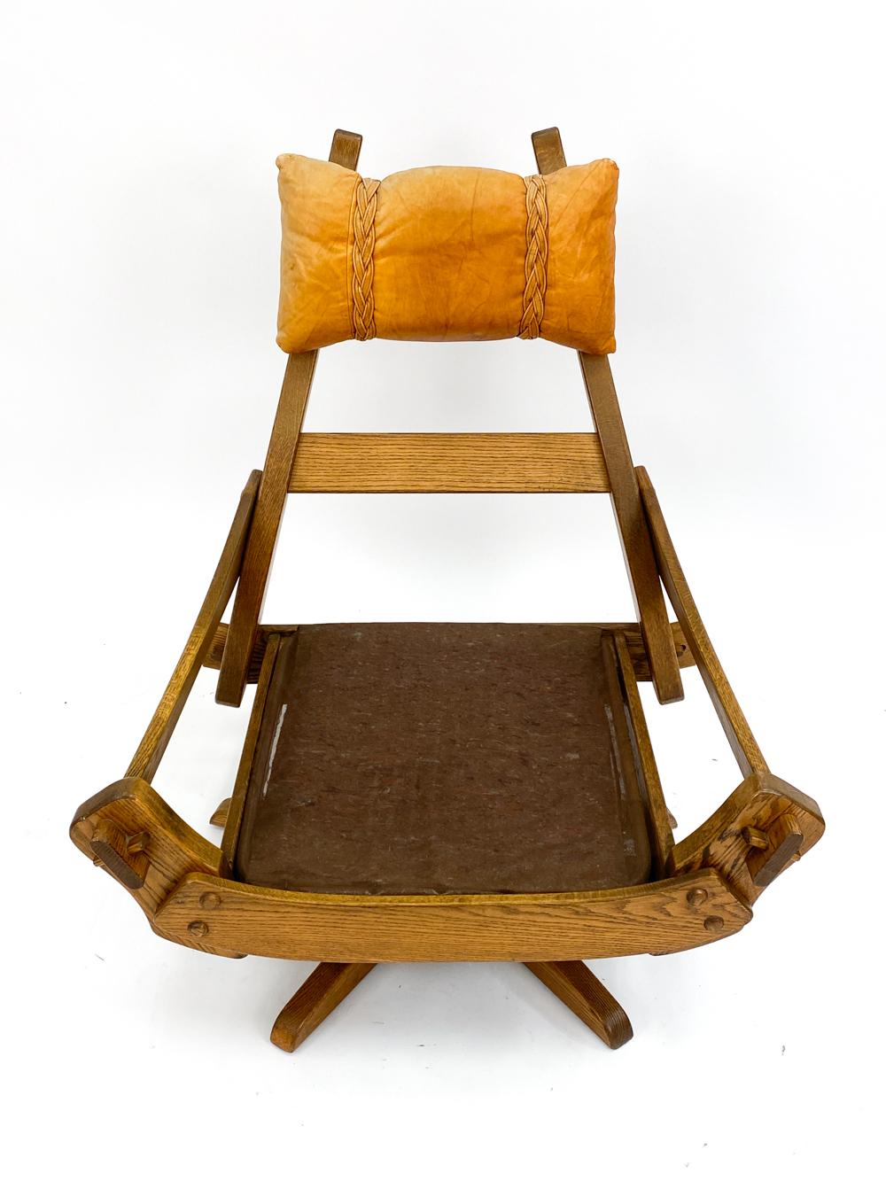 Leather And Oak Easy Chair With Footstool In Style Of Gerard Van Den Berg For Sale 9