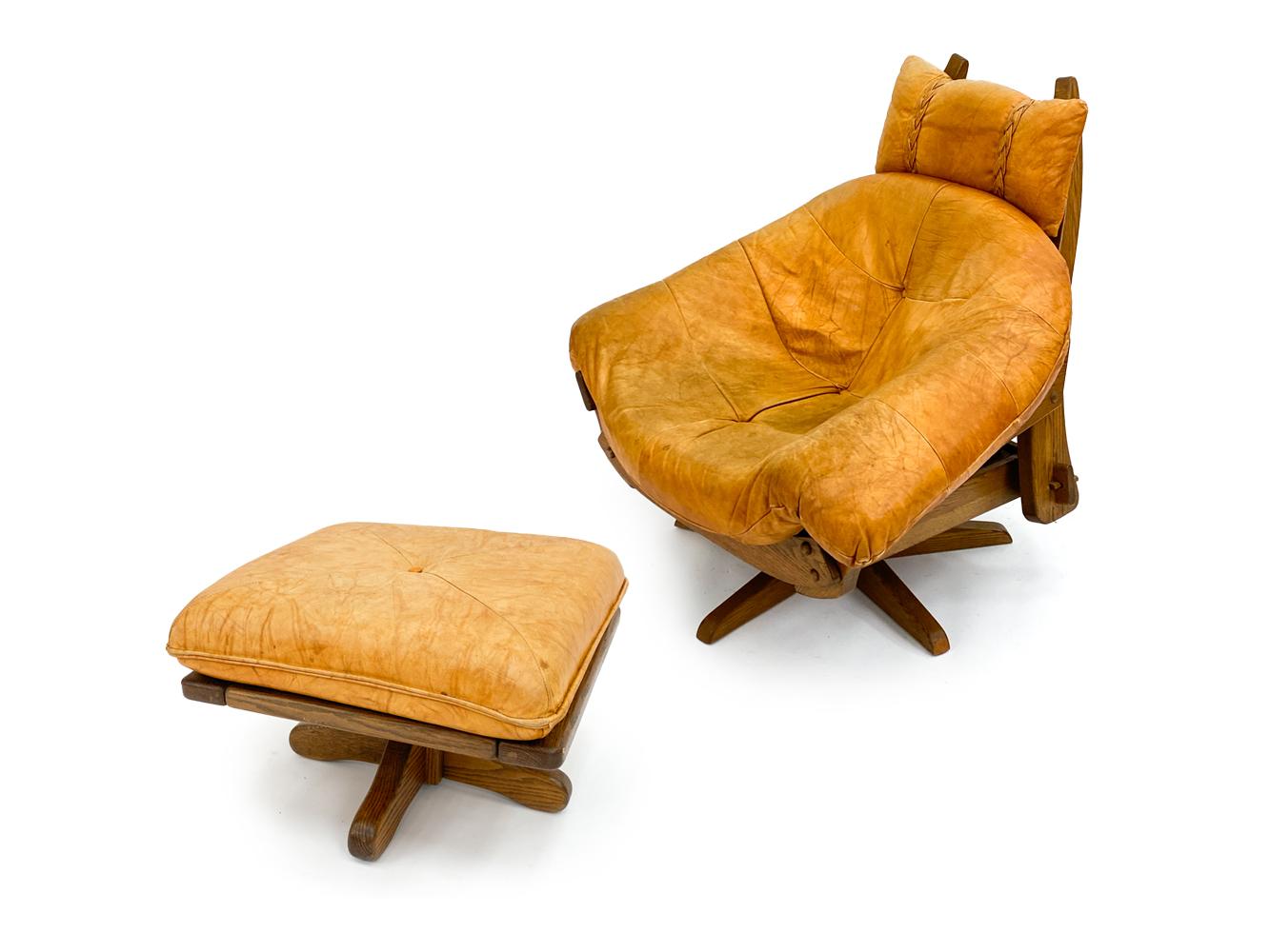 Leather And Oak Easy Chair With Footstool In Style Of Gerard Van Den Berg For Sale 12