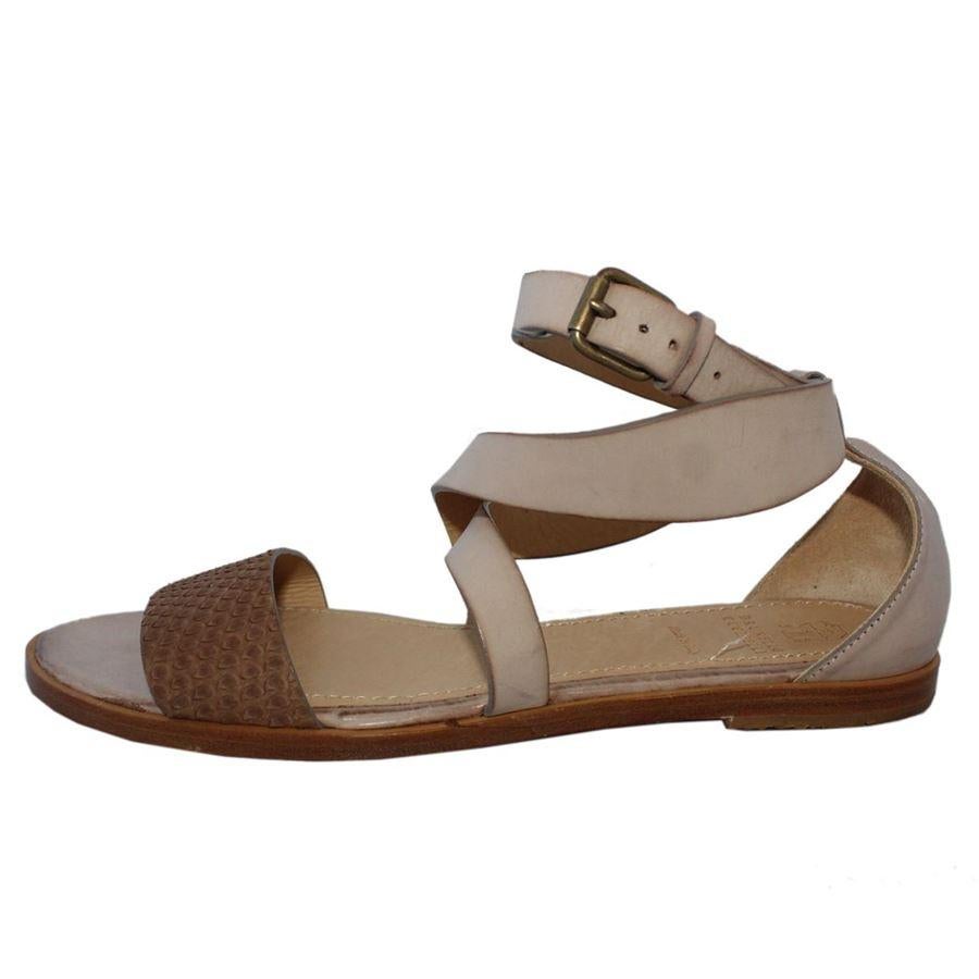 Women's Brunello Cucinelli Leather and python sandal size 38 1/2 For Sale