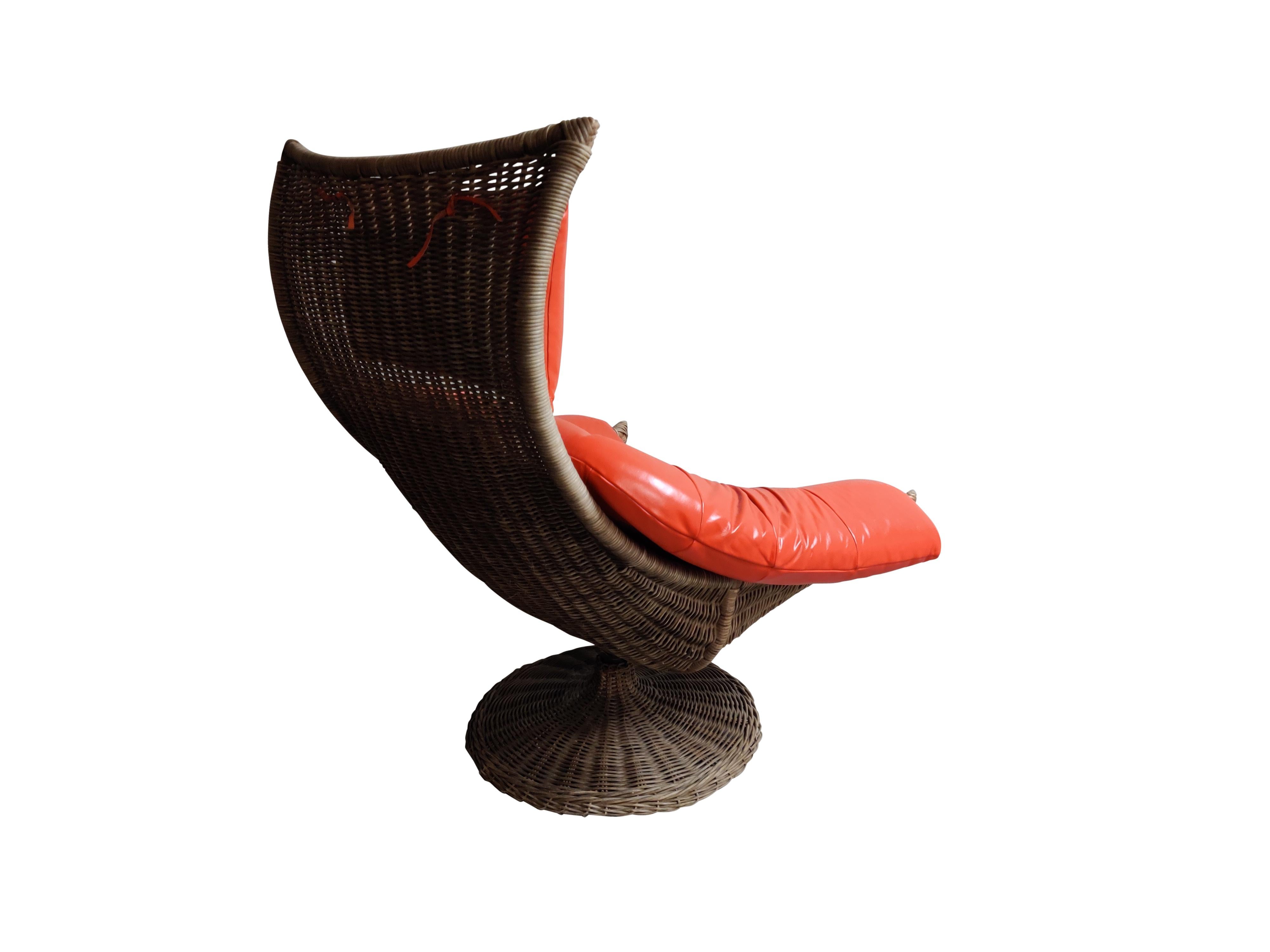 Leather and Rattan Lounge Chair by Gerard Van Den Berg for Montis, 1970s In Good Condition In HEVERLEE, BE