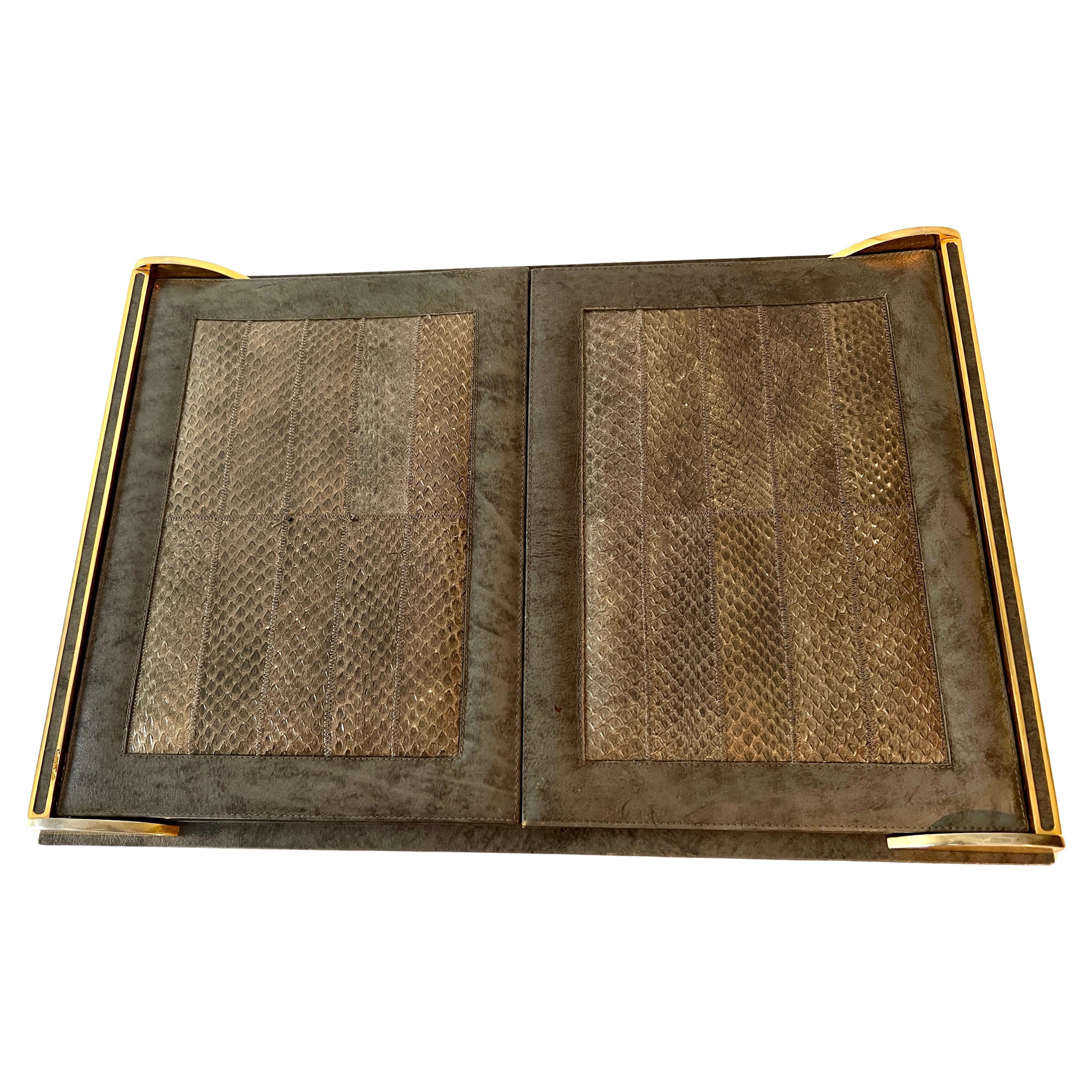 Pelle e rettile messicano con finiture in ottone  Blotter pieghevole con tasche in vendita