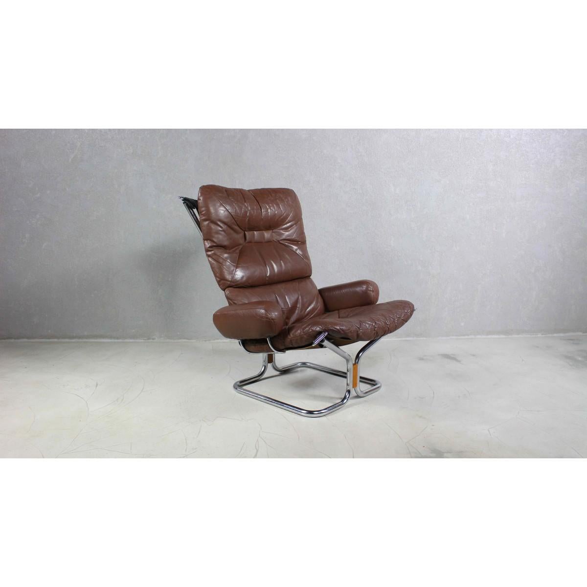 Leather And Rosewood Lounge Chair By Harald Relling For Westnofa, Norway 1970s For Sale 8
