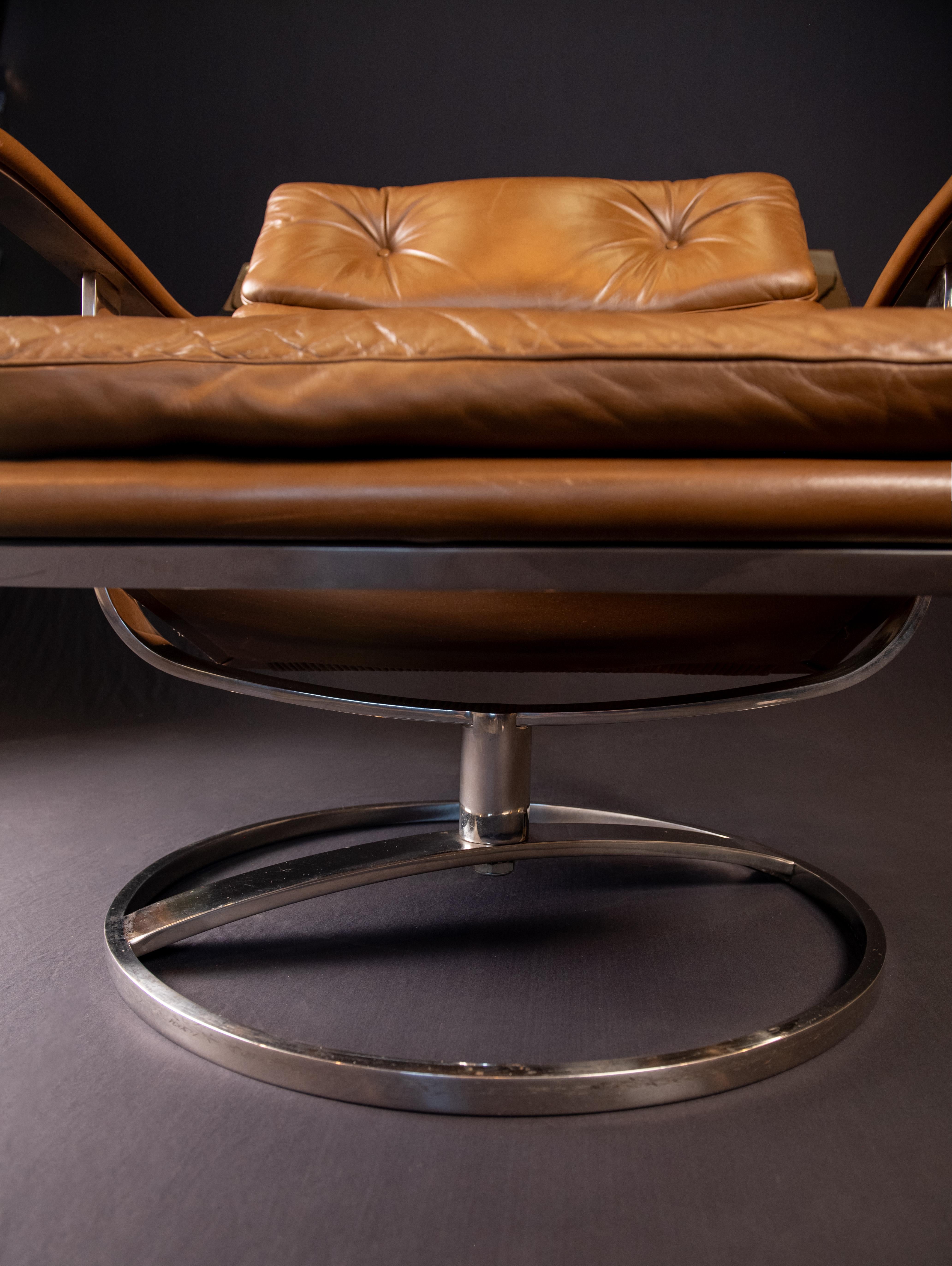 Leather and Stainless Steel Swivel Chairs by Gardner and Leaver for Steelcase For Sale 1