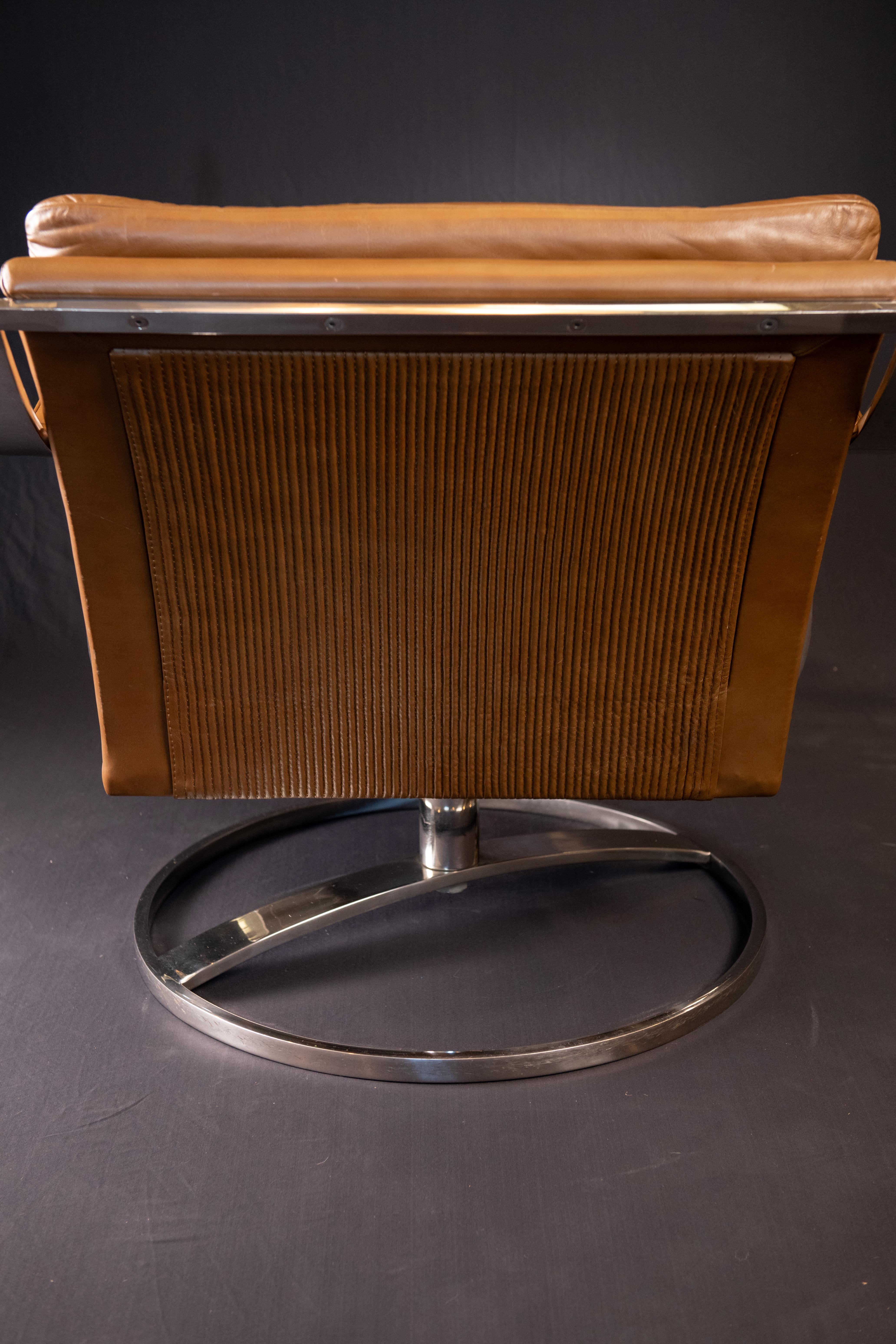 Leather and Stainless Steel Swivel Chairs by Gardner and Leaver for Steelcase For Sale 2