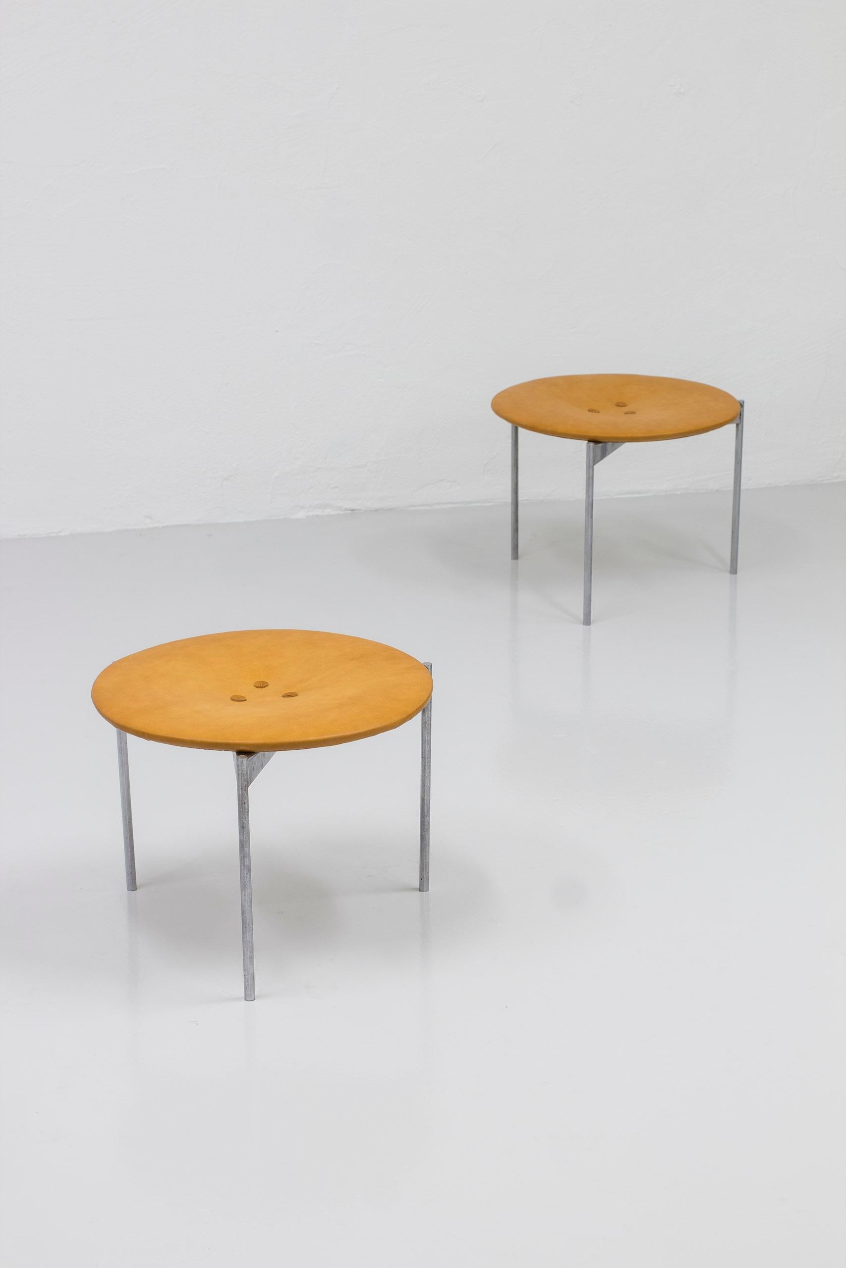 Scandinavian Modern Leather and Steel Stools by Uno & Östen Kristiansson, Sweden, 1960s For Sale