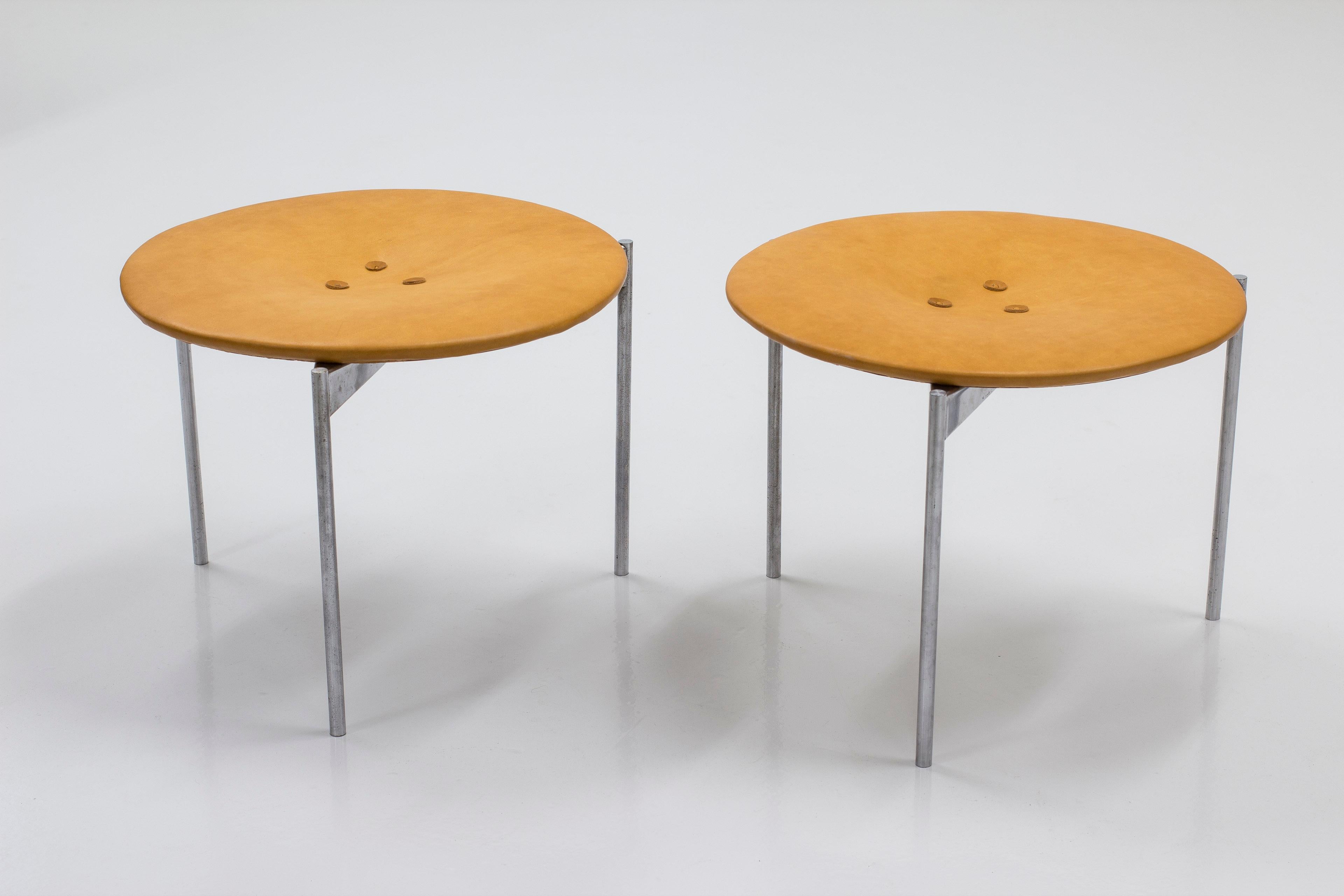 Leather and Steel Stools by Uno & Östen Kristiansson, Sweden, 1960s For Sale 1