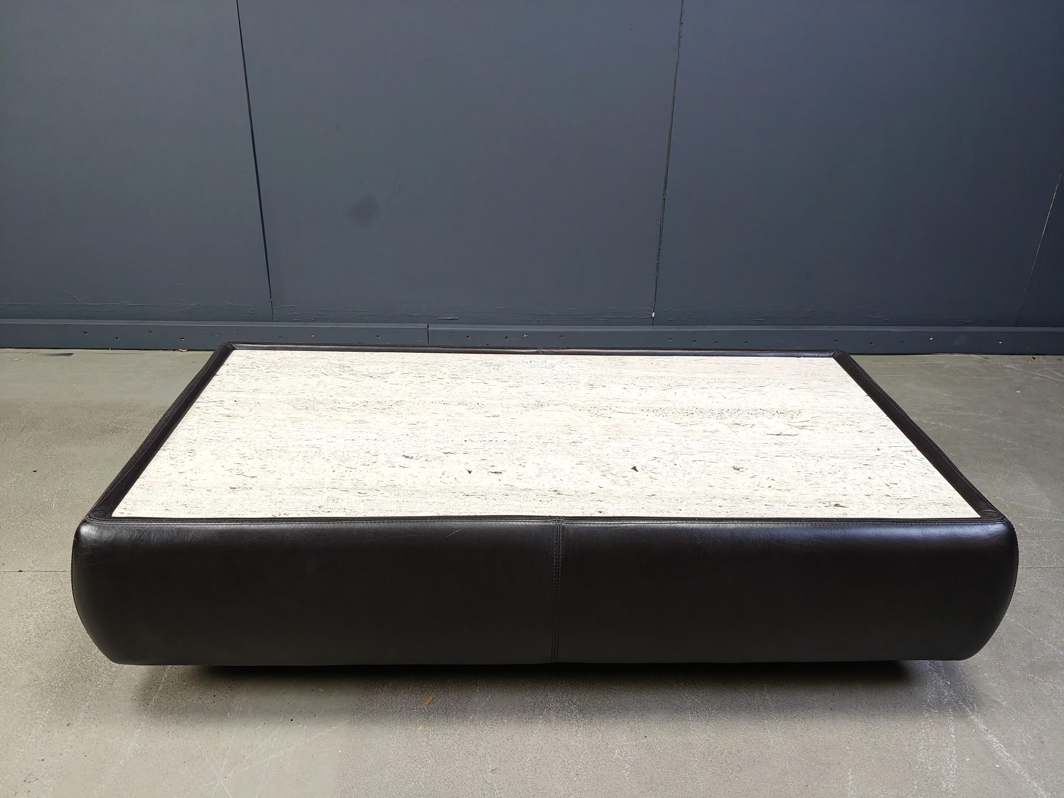 Leather and travertine coffee table attr to Desede, 1970s For Sale 6