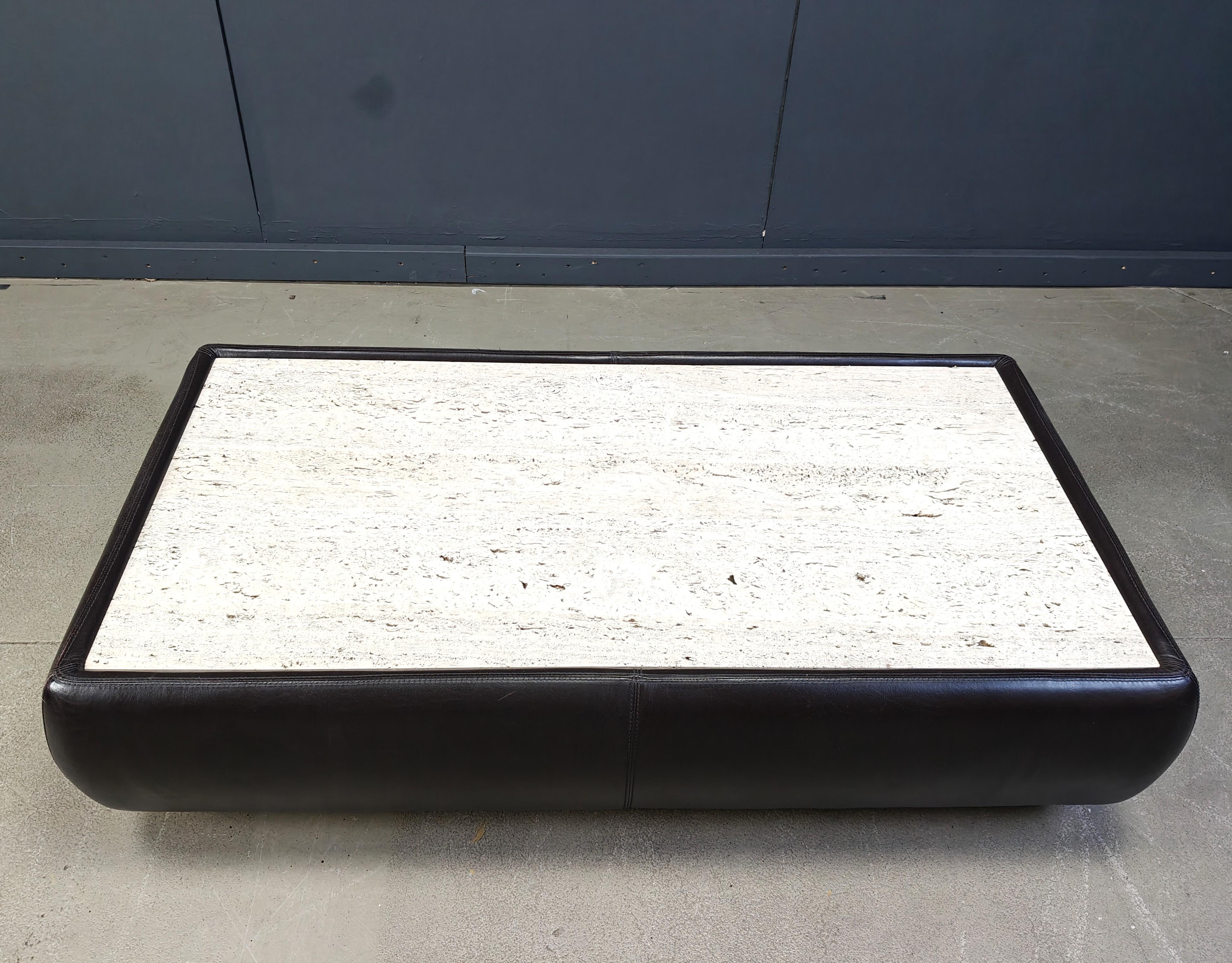 Leather and travertine coffee table attr to Desede, 1970s For Sale 7