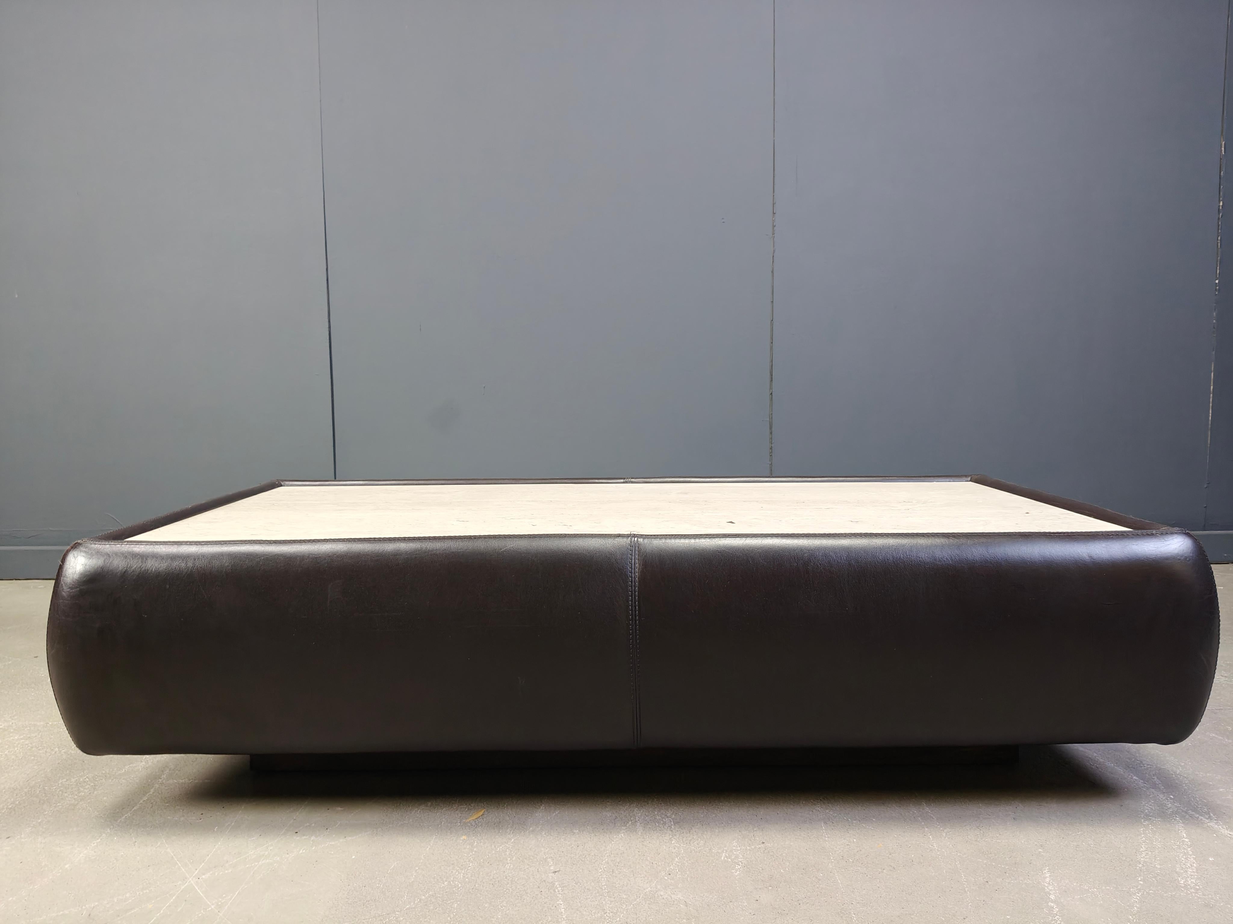 Leather and travertine coffee table attr to Desede, 1970s For Sale 3