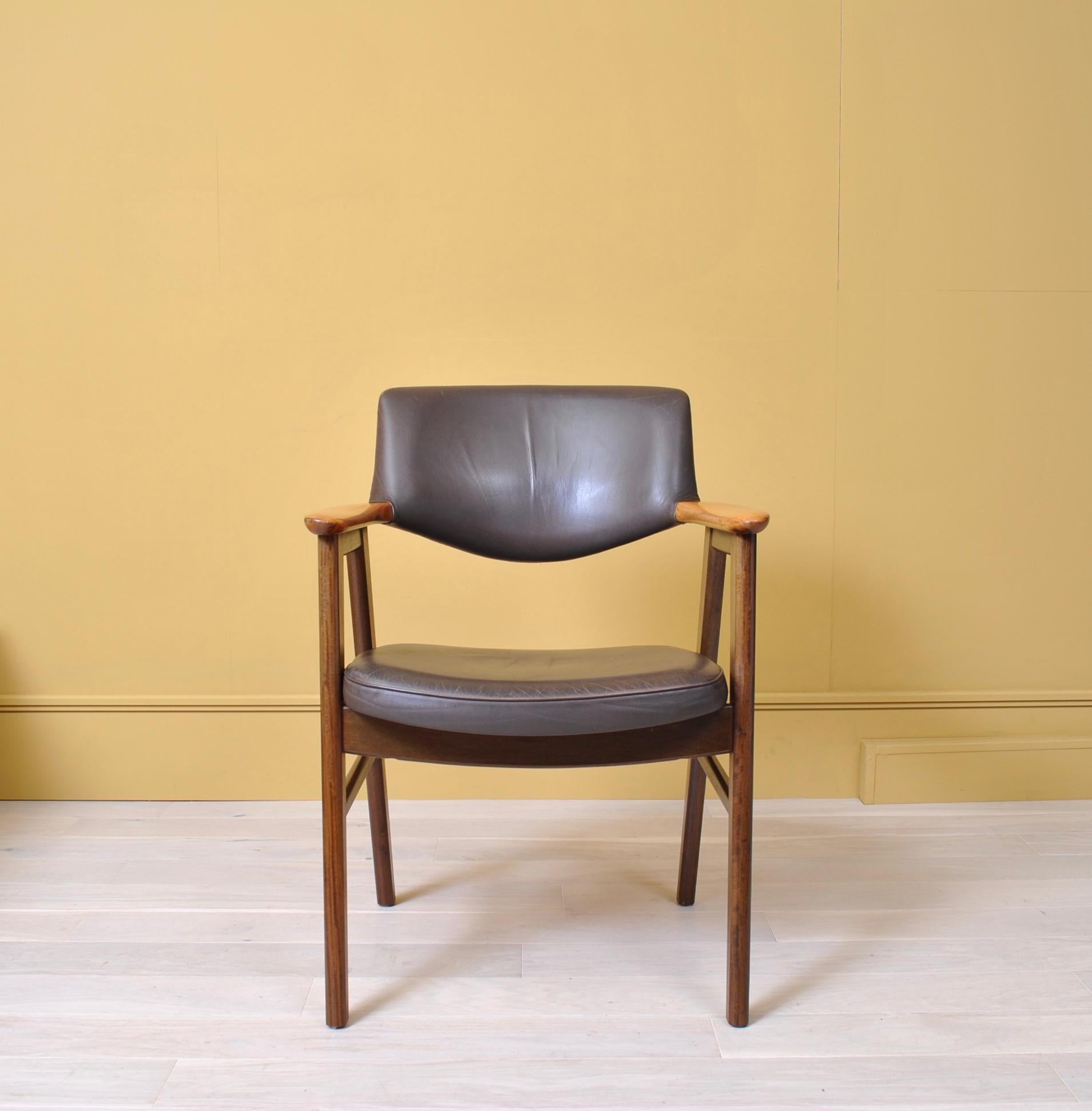 Mid-Century Modern Leather and Walnut Erik Kirkegaard Desk Chair