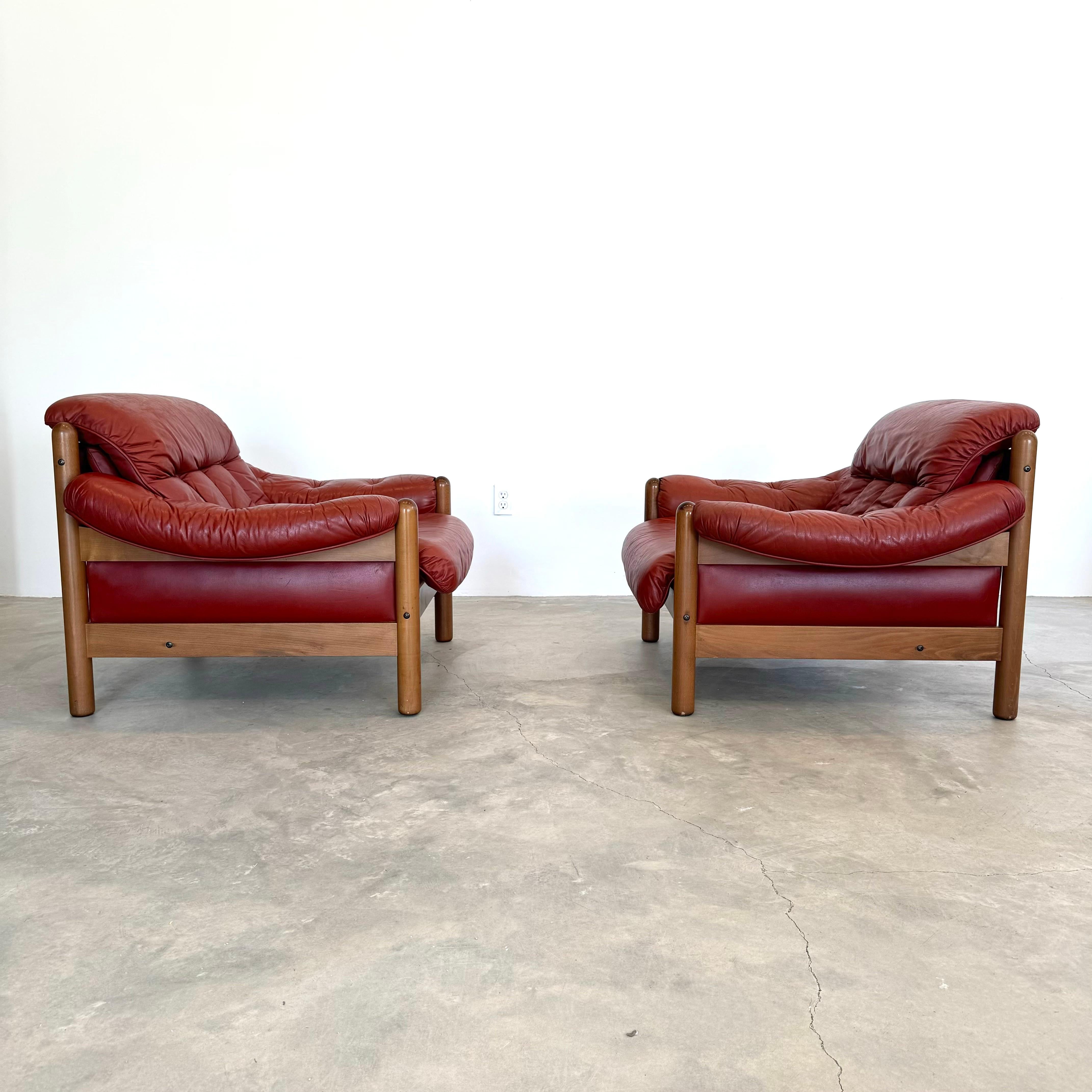Leather and Wood Club Chairs, Sweden 1970s In Good Condition In Los Angeles, CA