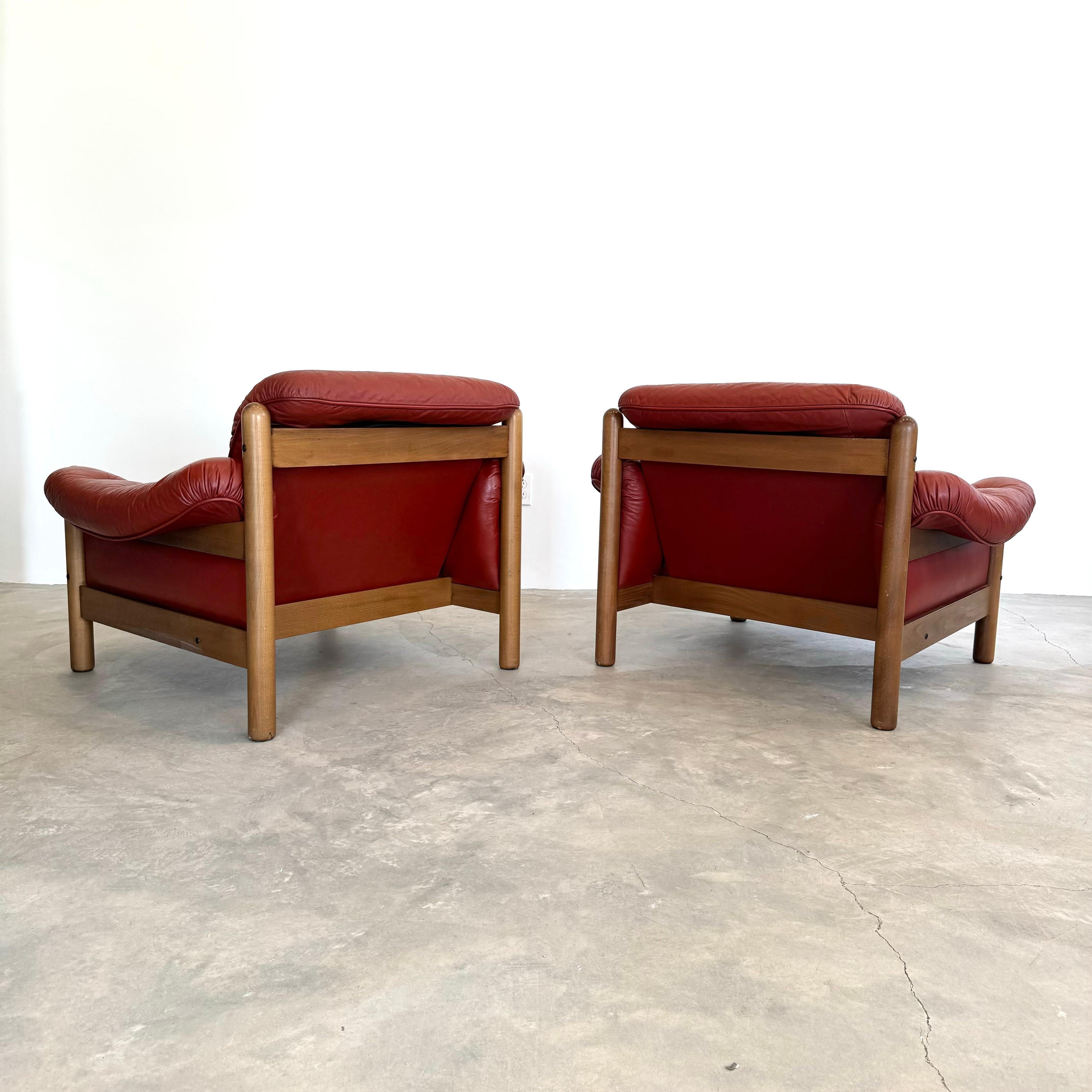Leather and Wood Club Chairs, Sweden 1970s 2