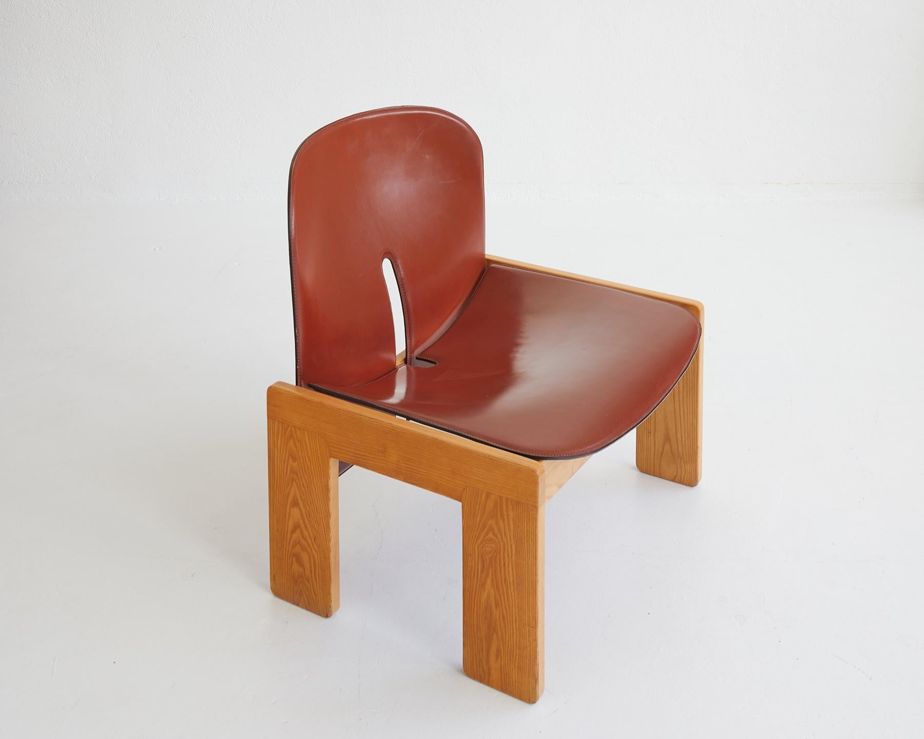 Leather and wood Lounge chair 