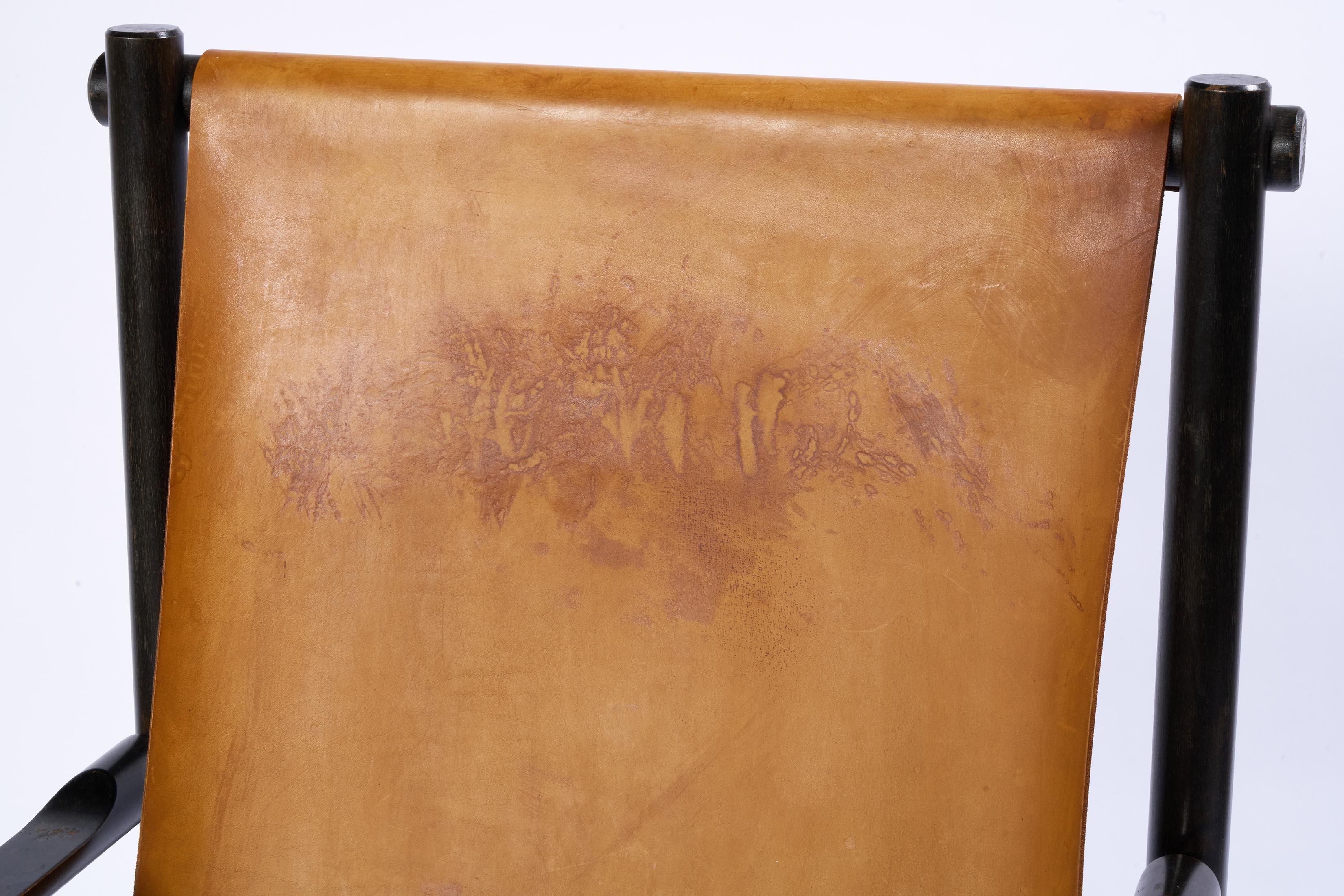 Sling Chairs aus Leder und Holz, niederländischer Designer, ein Paar im Angebot 4