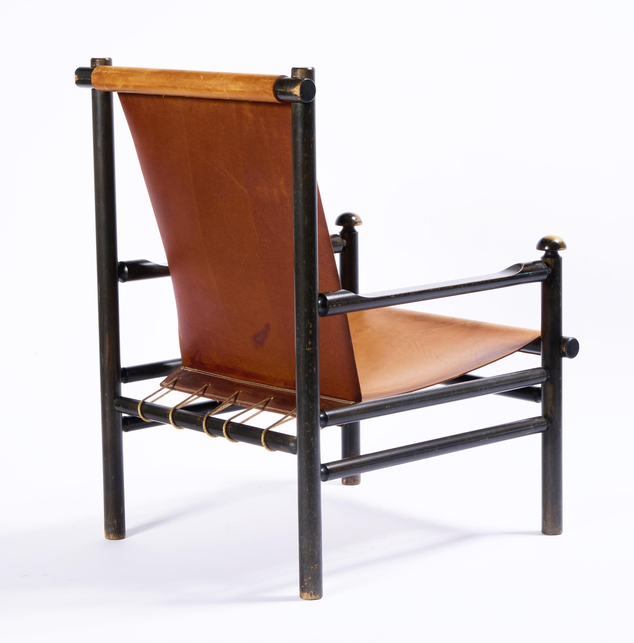 Sling Chairs aus Leder und Holz, niederländischer Designer, ein Paar (20. Jahrhundert) im Angebot