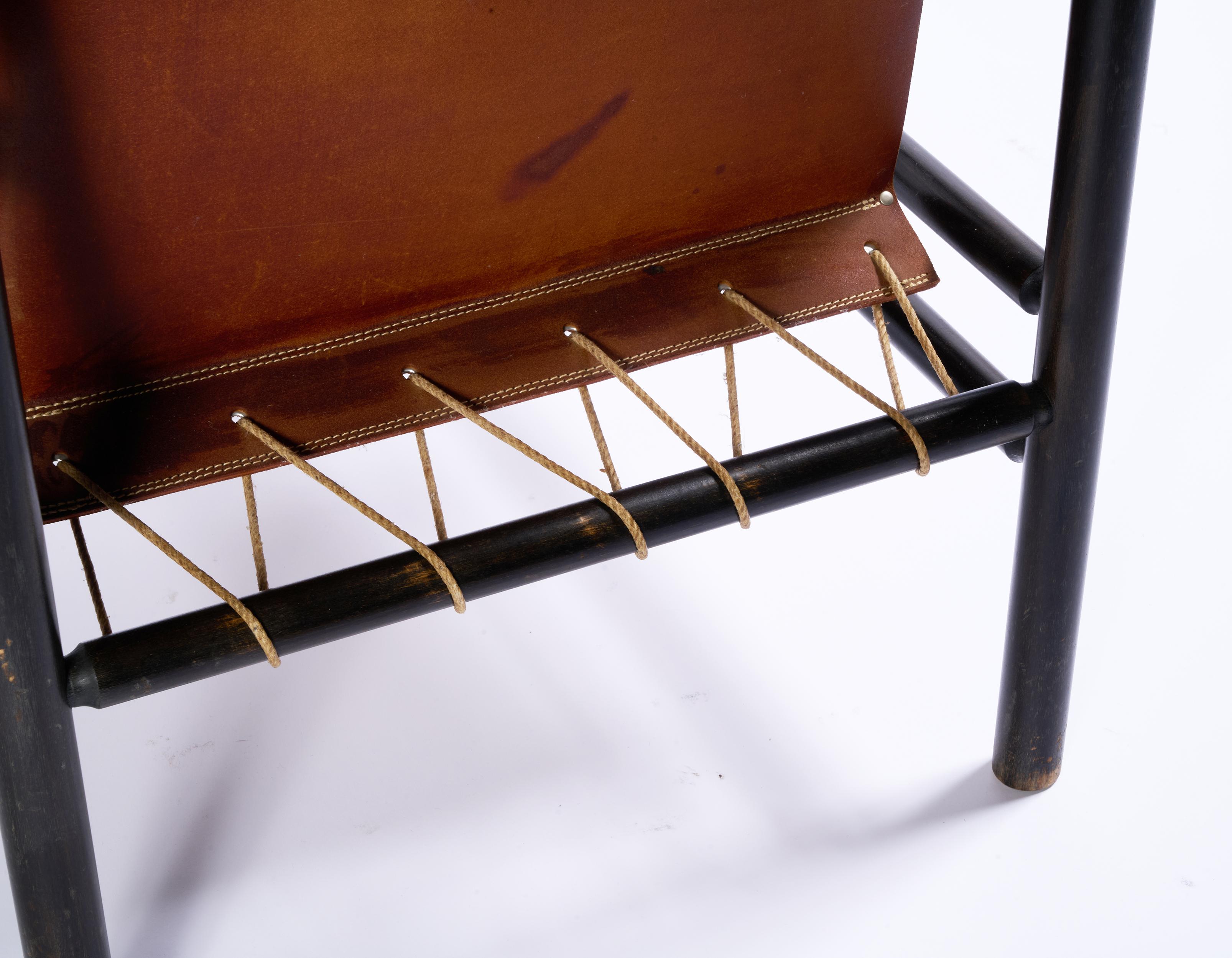 Sling Chairs aus Leder und Holz, niederländischer Designer, ein Paar im Angebot 2