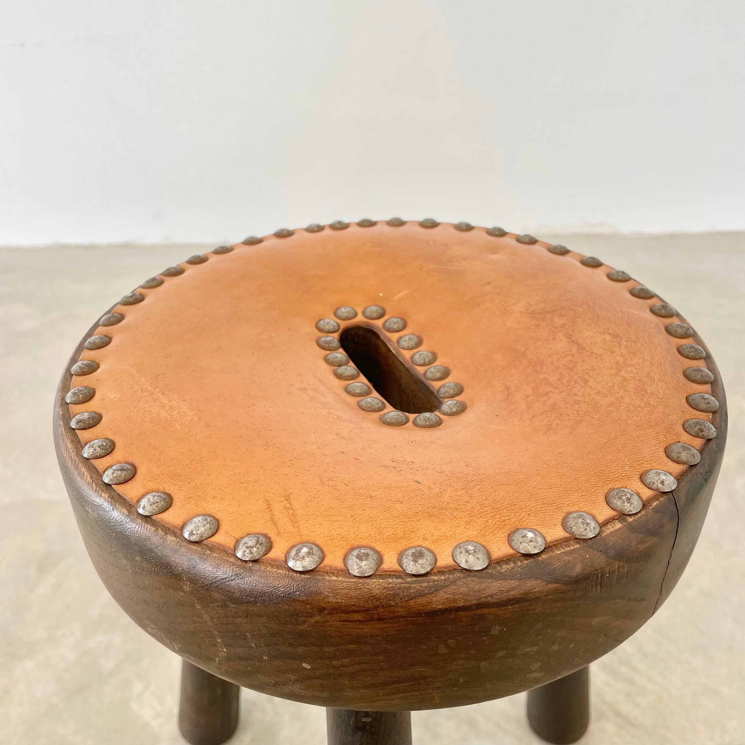 Leather and Wood Studded Stool, 1970s France For Sale 7