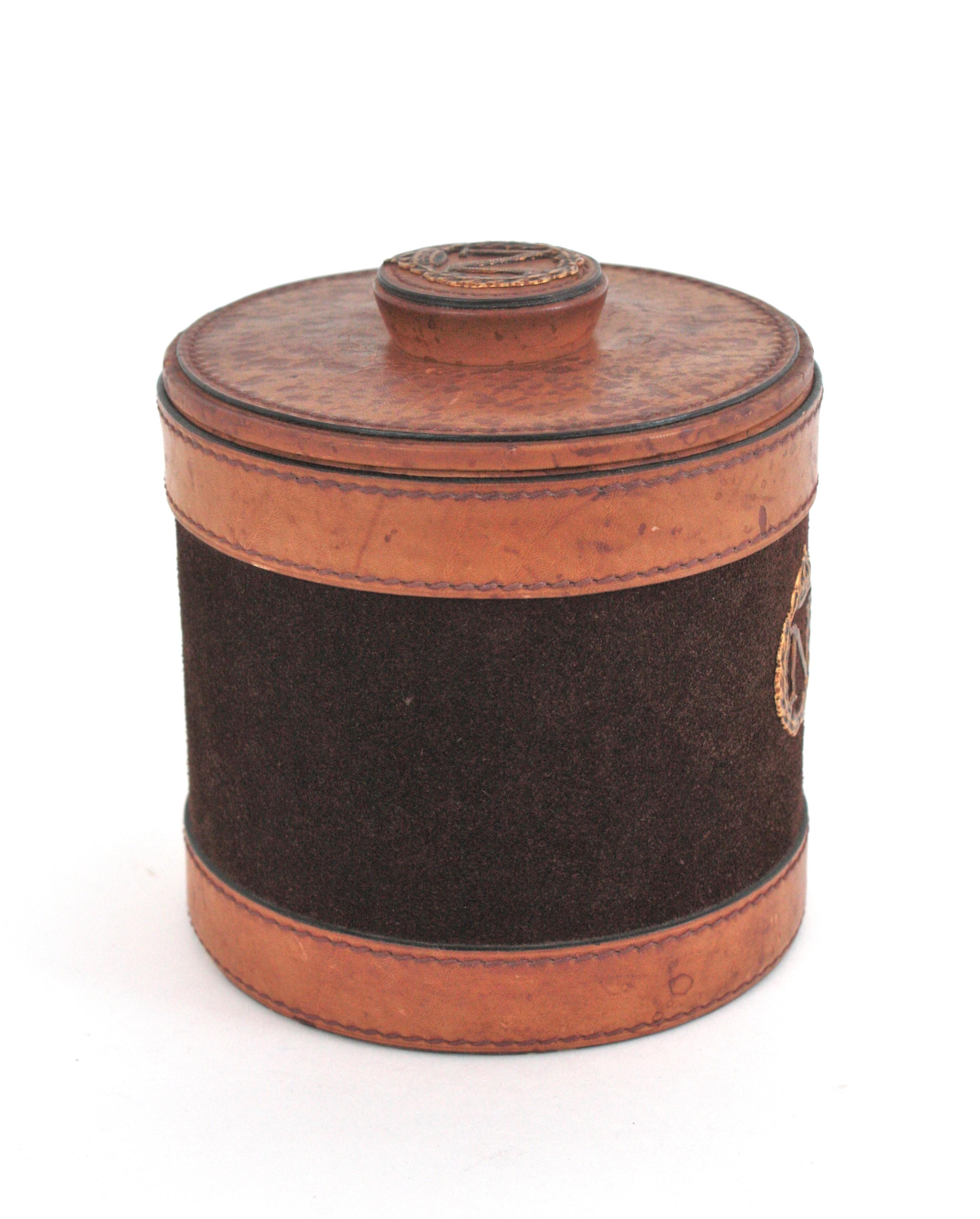 Caja humidificador de tabaco en cuero y madera , Francia años 50 en venta 2