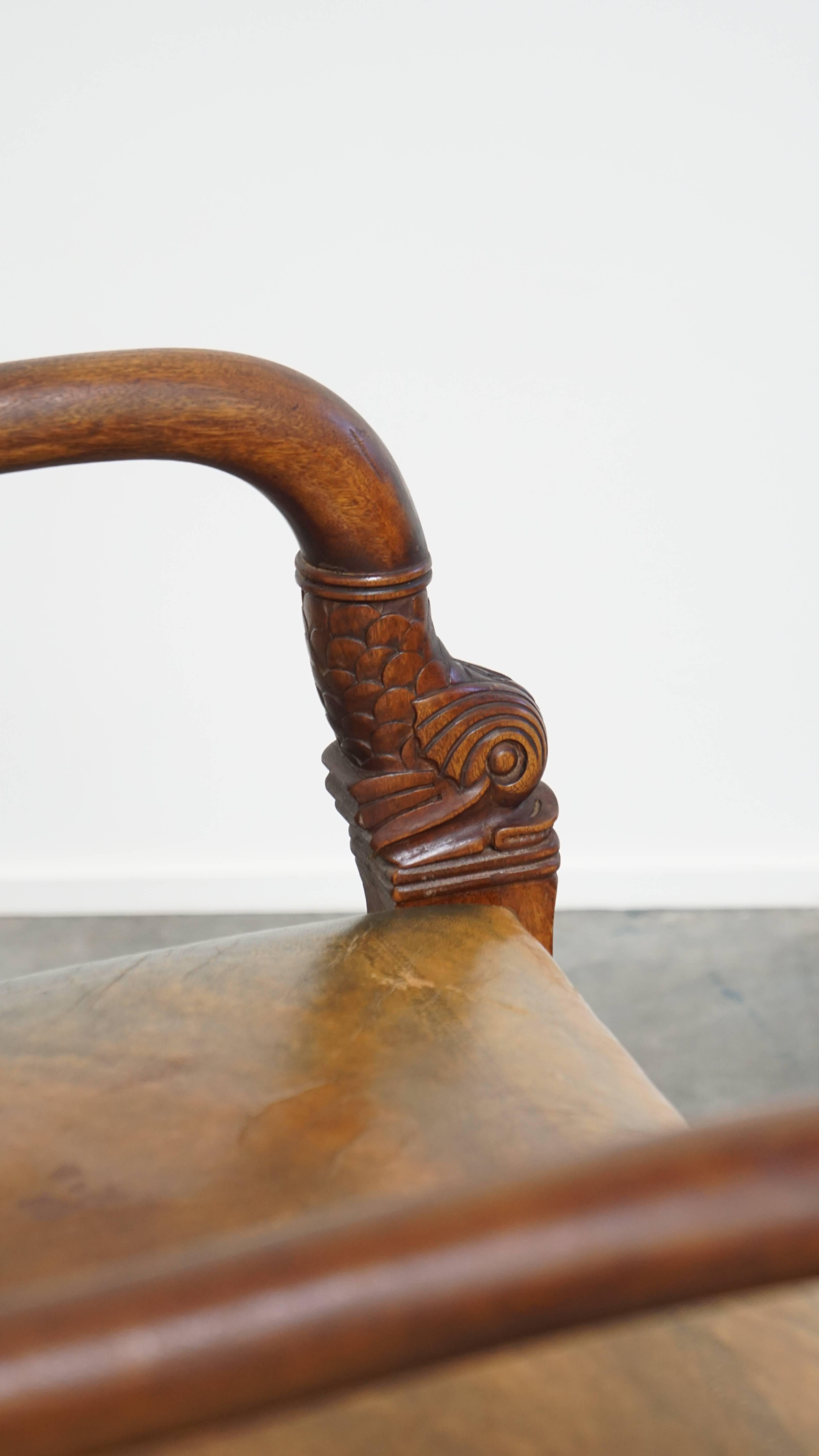 Sedia da scrivania in pelle e legno in stile Impero dei primi del Novecento in vendita 9