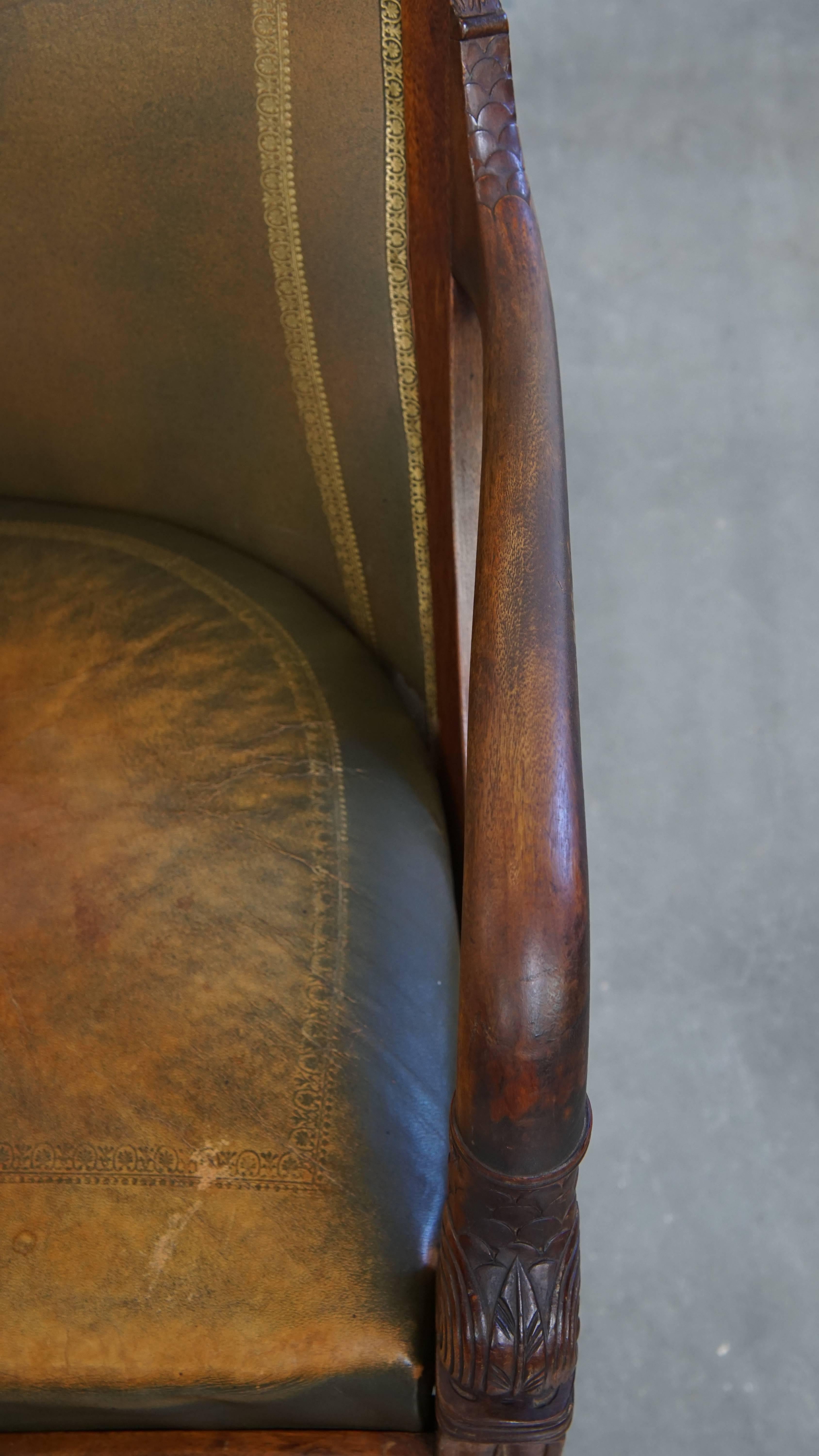 Sedia da scrivania in pelle e legno in stile Impero dei primi del Novecento in vendita 1