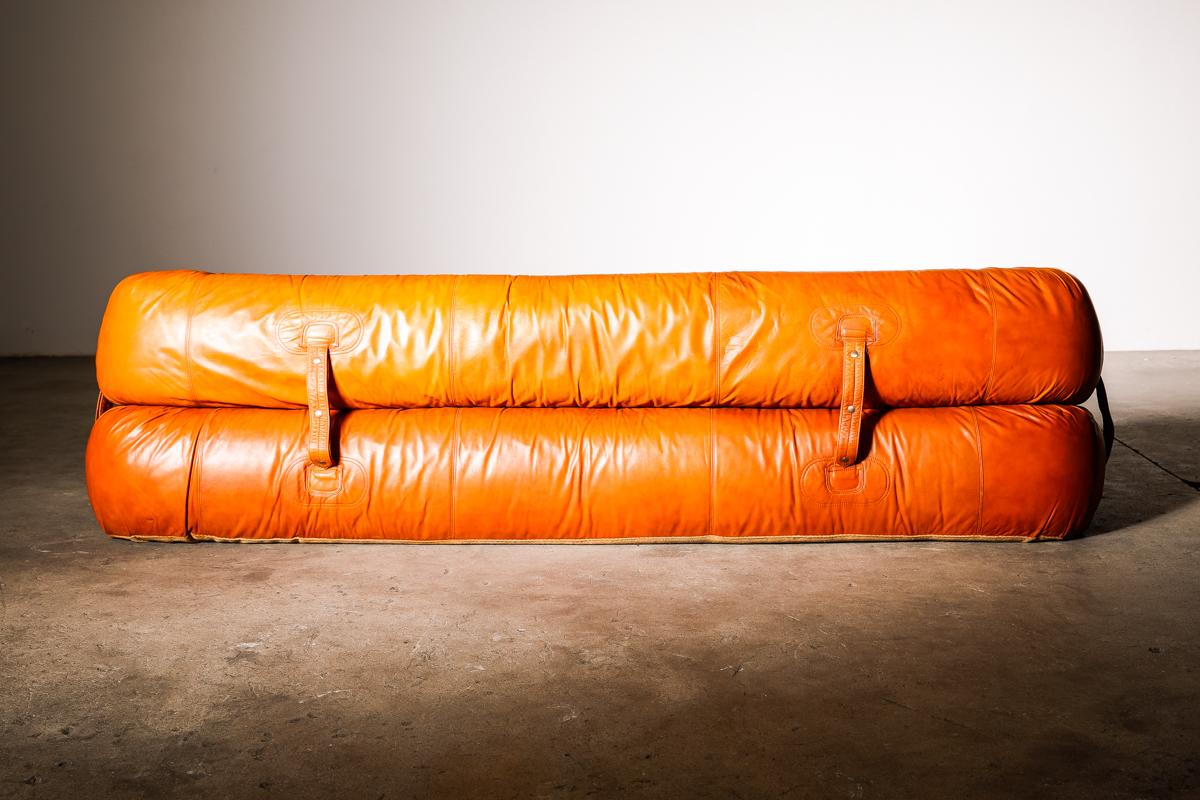 Leather Anfibio Sofa Bed by Alessandro Becchi for Giovannetti Collezioni, 1971 1