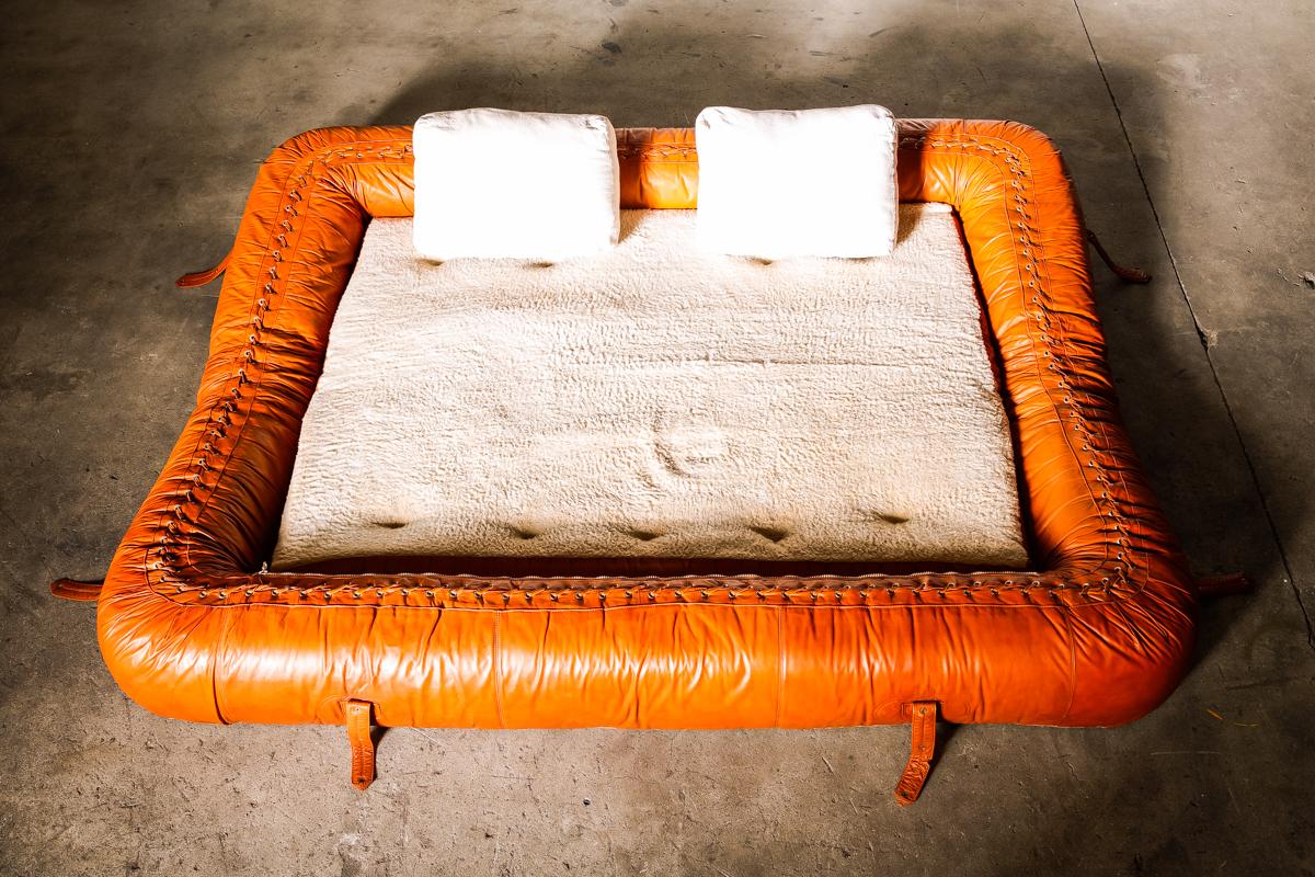 Leather Anfibio Sofa Bed by Alessandro Becchi for Giovannetti Collezioni, 1971 2