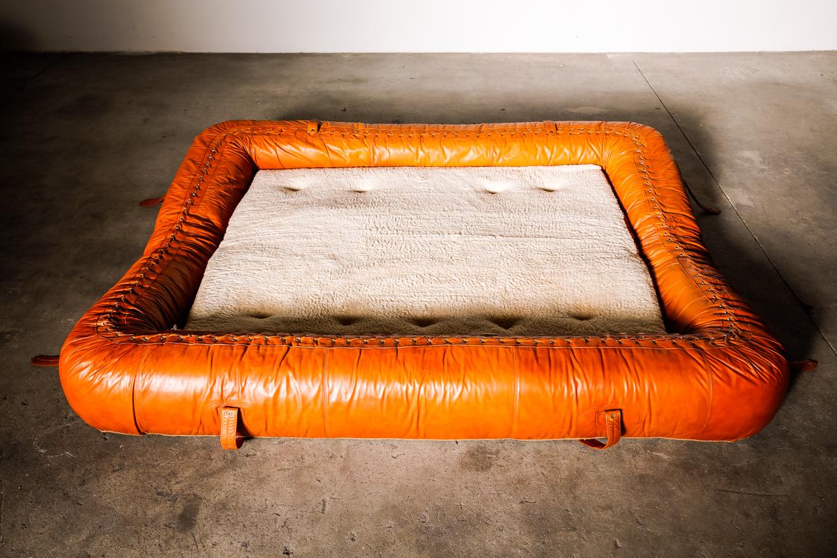 Leather Anfibio Sofa Bed by Alessandro Becchi for Giovannetti Collezioni, 1971 3