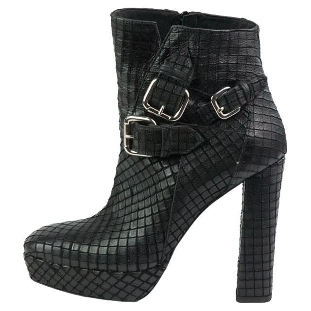 Giancarlo Paoli Leather ankle boot size 39 For Sale