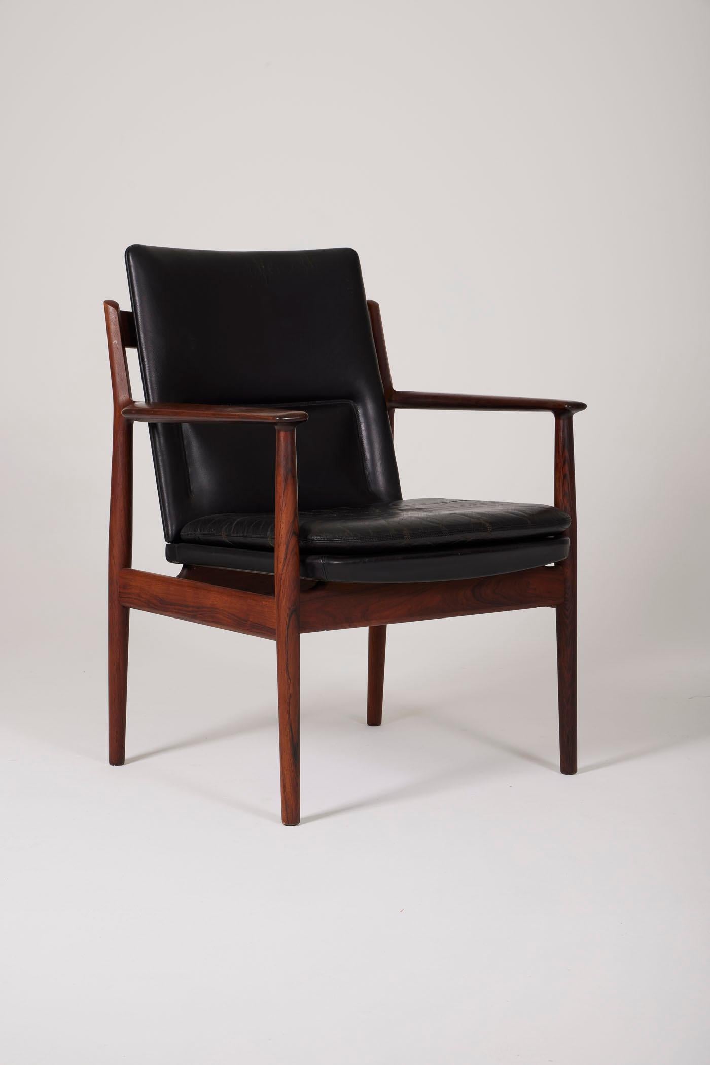 Leather armchair by Arne Vodder For Sale 2