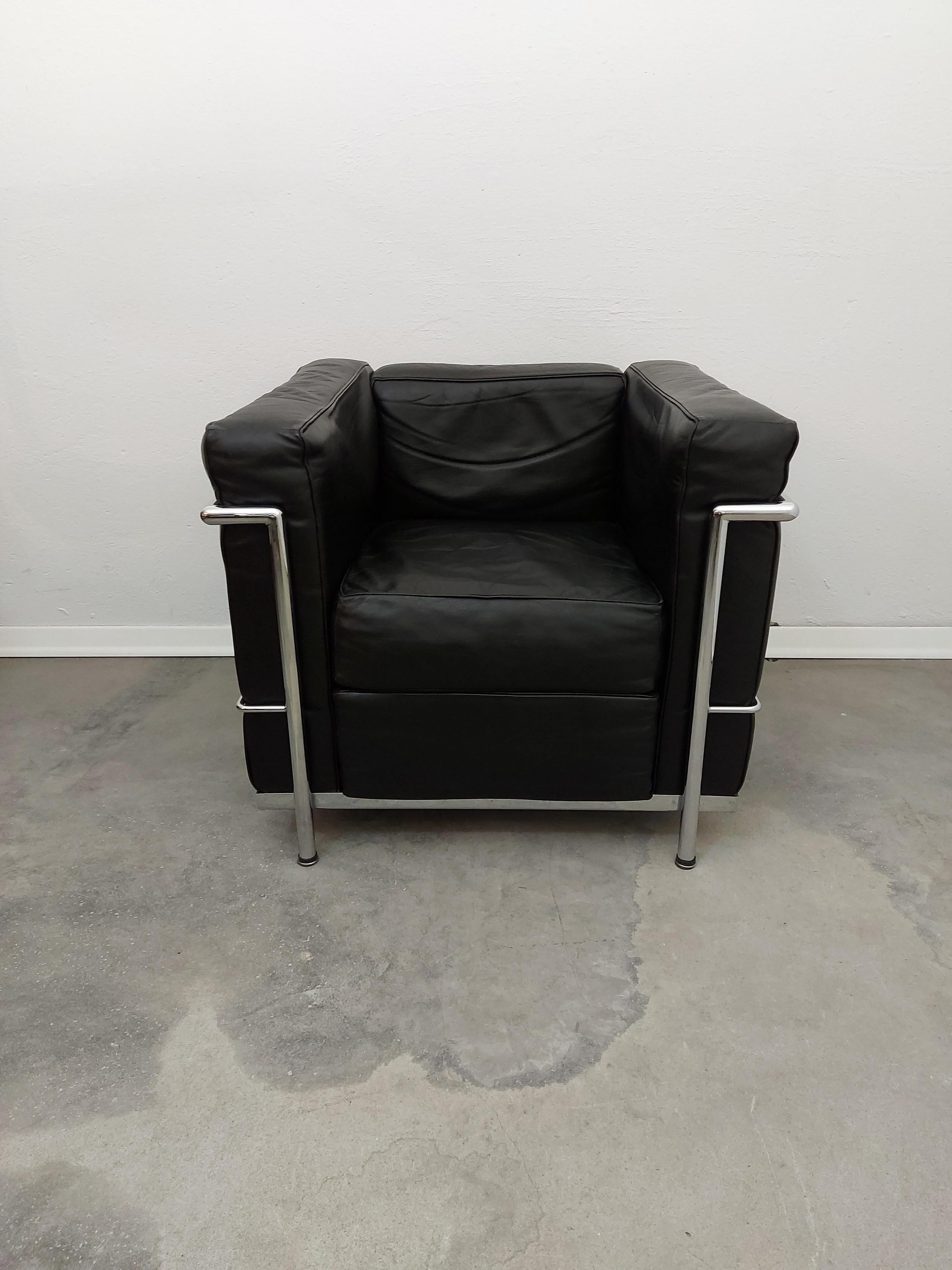Metal Leather Armchair (Chromed frame) LC, 1990 s For Sale