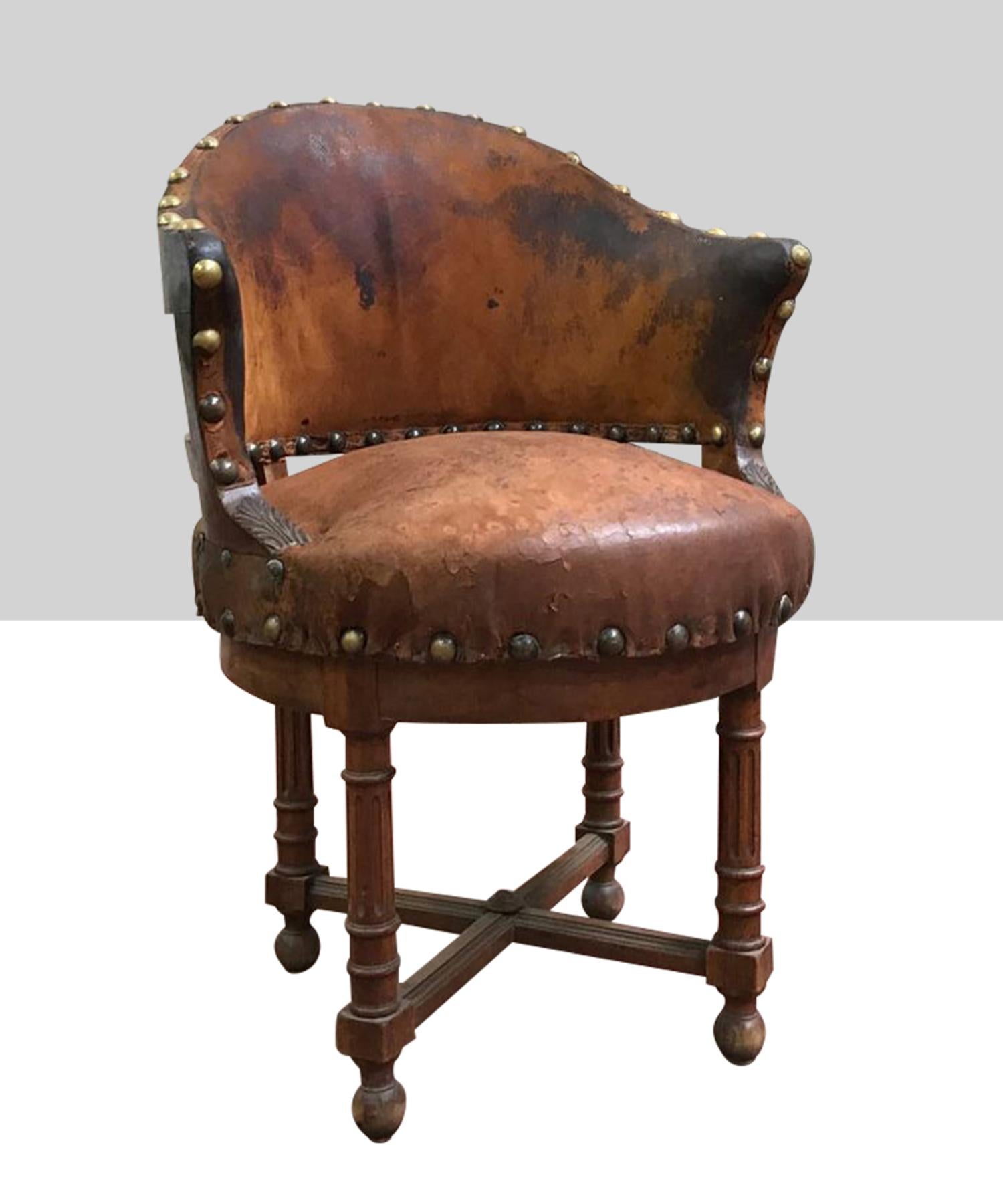 Original leather upholstery with beautiful patina, fitted with brass nails.
 
 