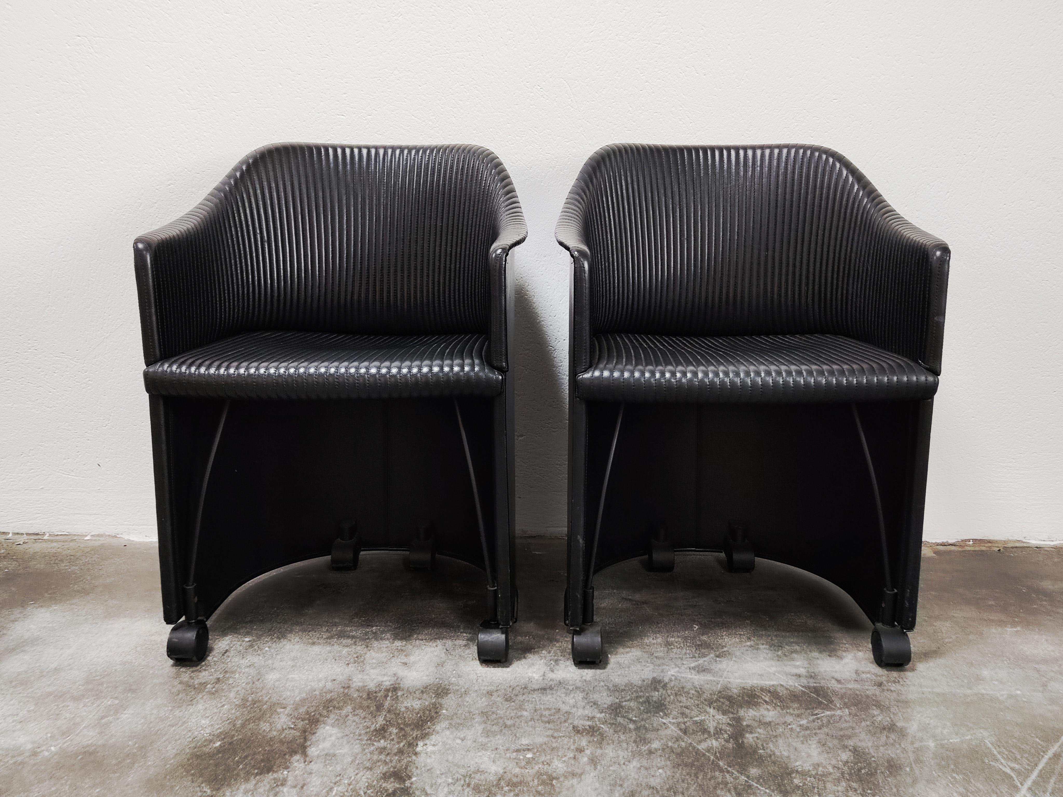 Postmoderne Fauteuils en cuir par Afra & Tobia Scarpa pour Maxalto, Artona Modèle 8552, Italie en vente