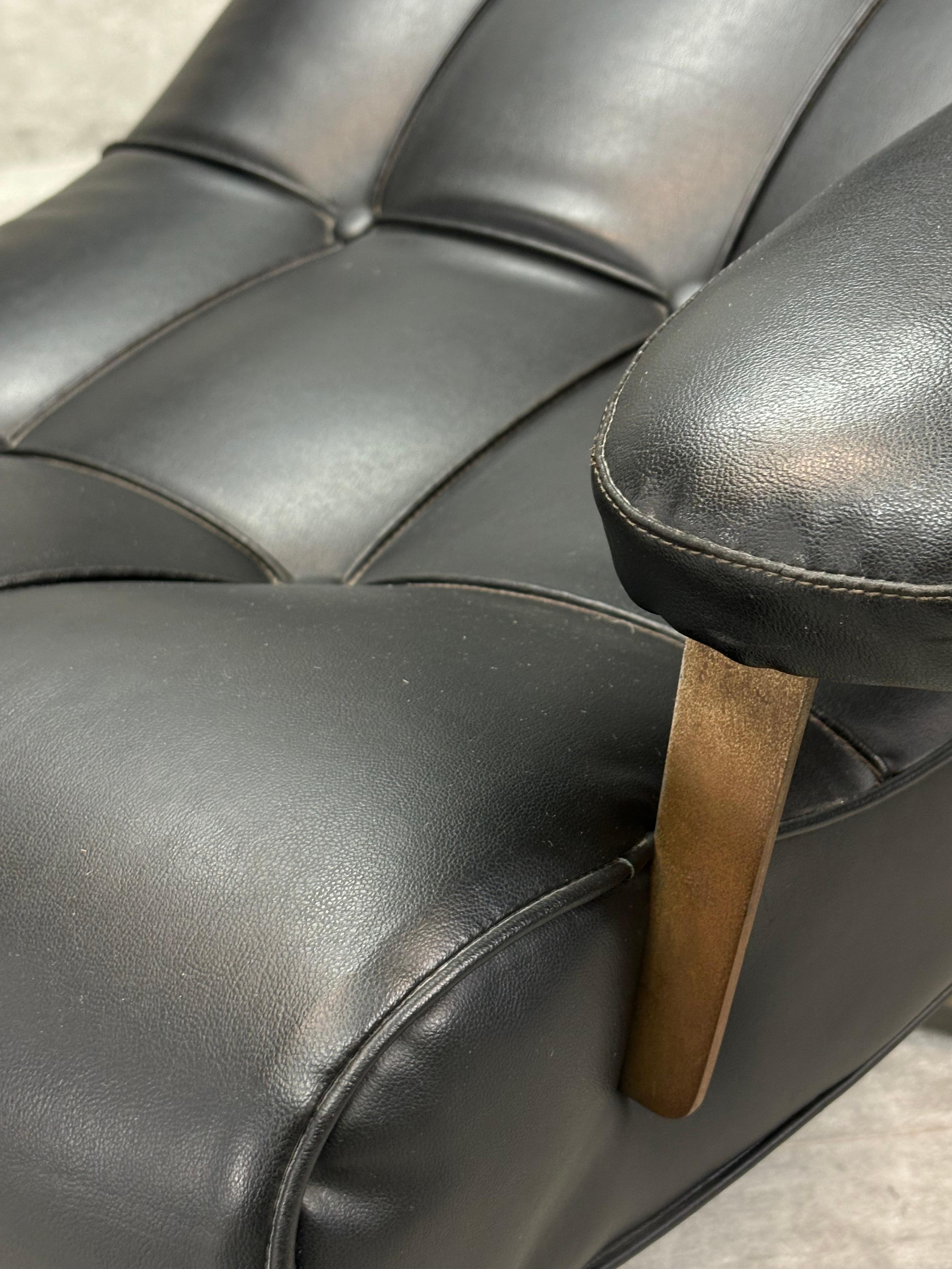Leather armchairs by Guido Bonzanin, Tecnosalotto, 1960s, set of 2 1