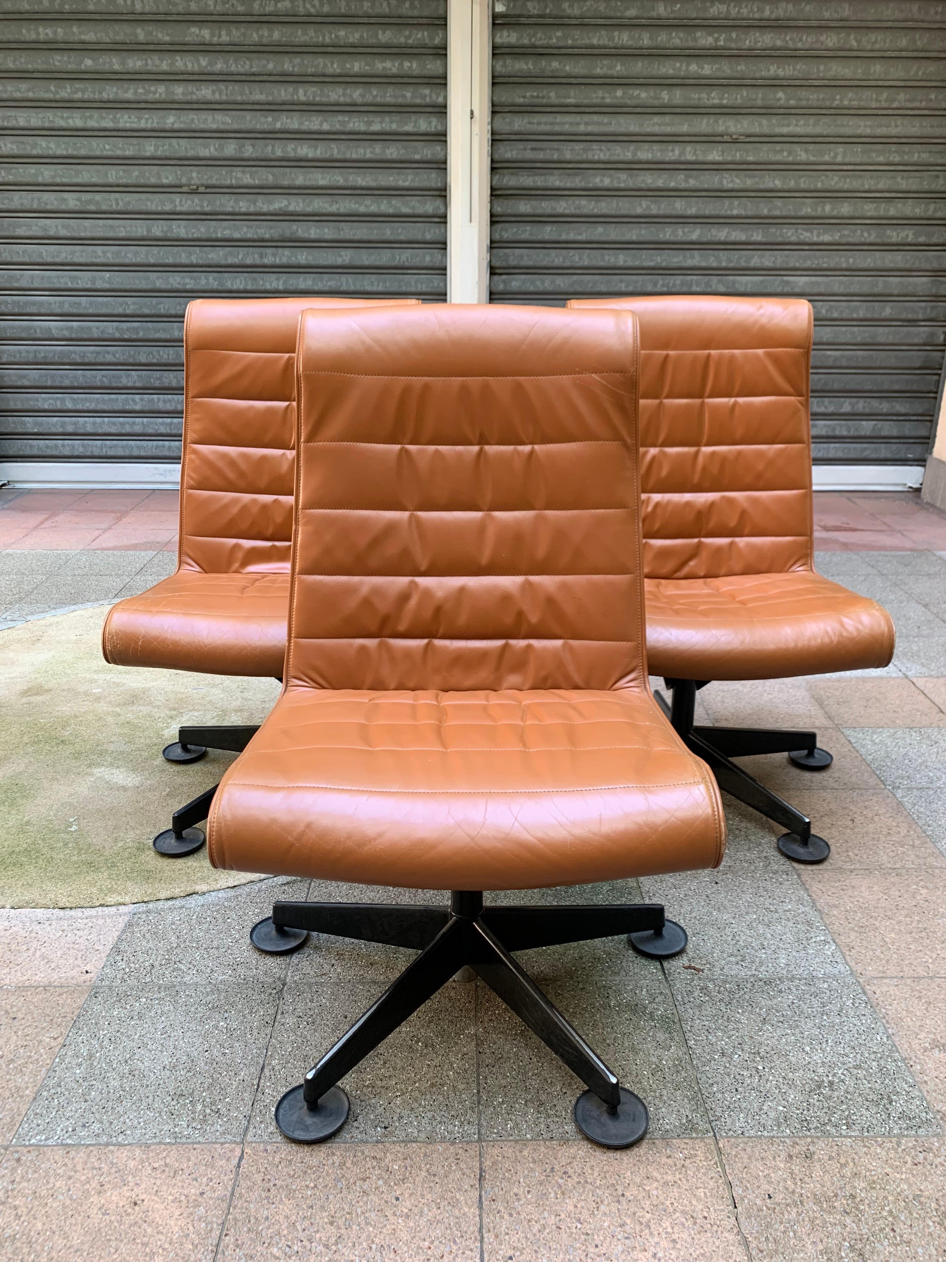 Leather Armchairs Vintage, 1980 For Sale 1