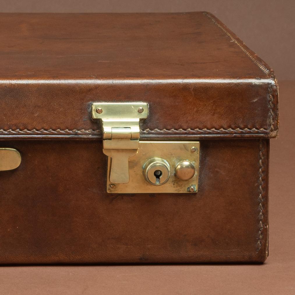 Custodia in pelle, CIRCA 1925 in vendita 5