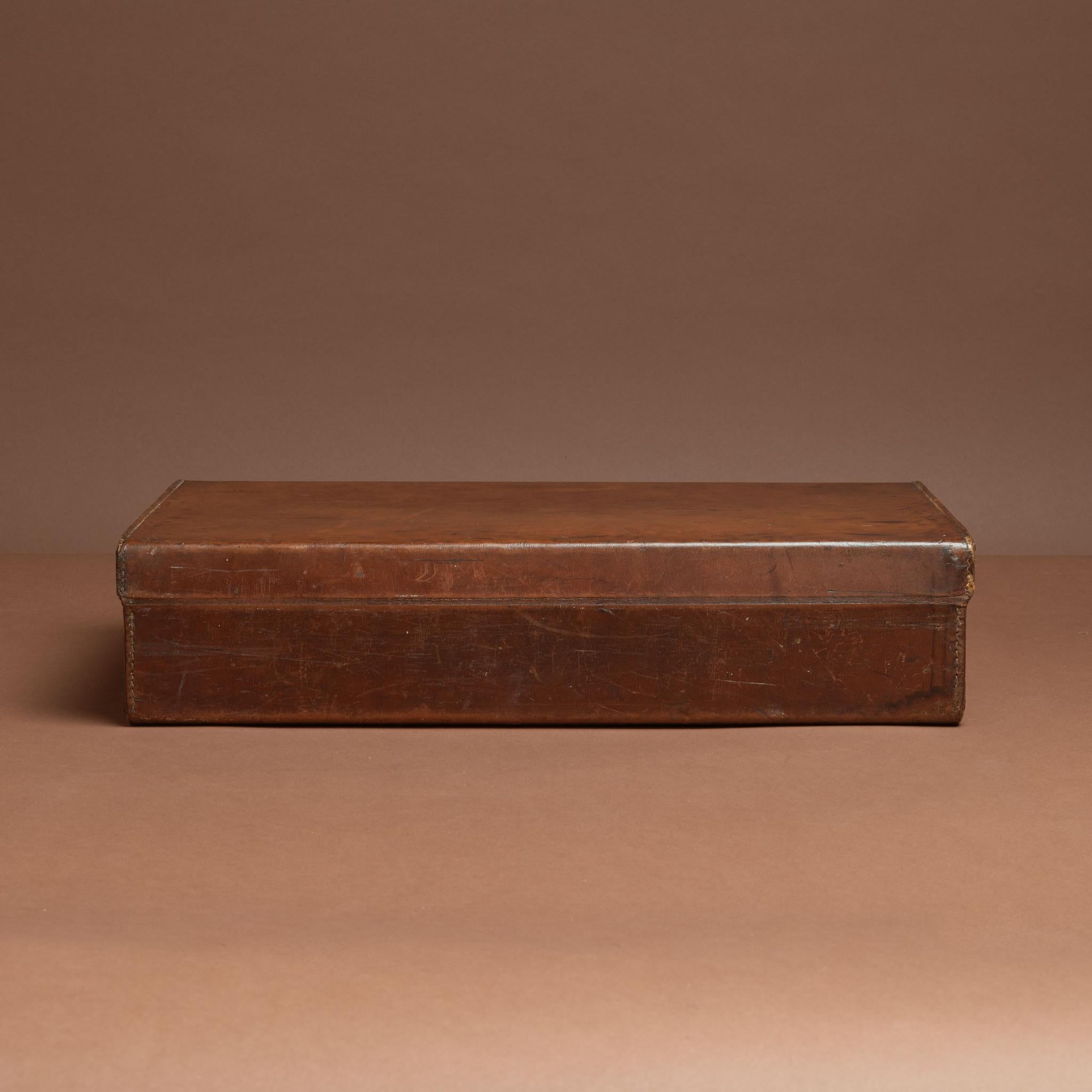 Custodia in pelle, CIRCA 1925 in vendita 1