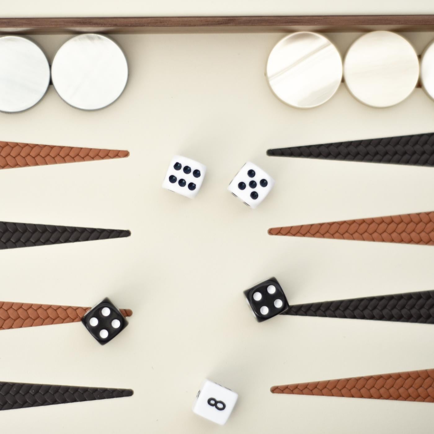 Backgammon-Set aus Leder (Italienisch) im Angebot