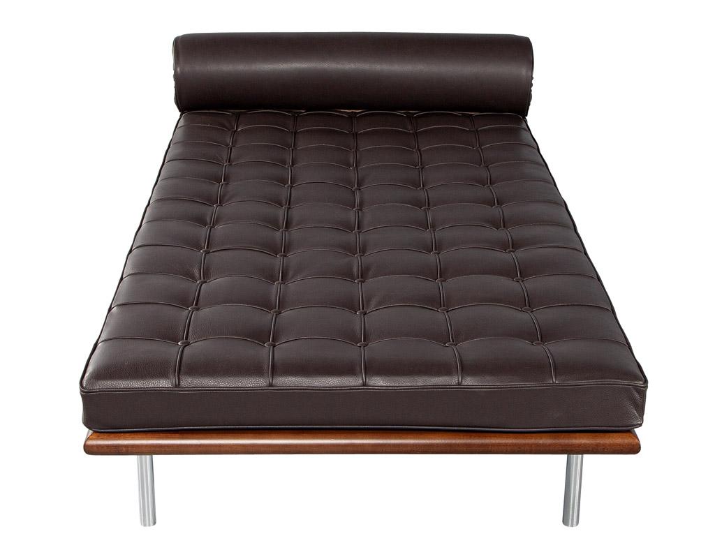Leather Barcelona Daybed by Ludwig Mies Van der Rohe Knoll Studio 5