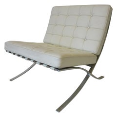Leather Barcelona Lounge Chair by Ludwig Miles van der Rohe