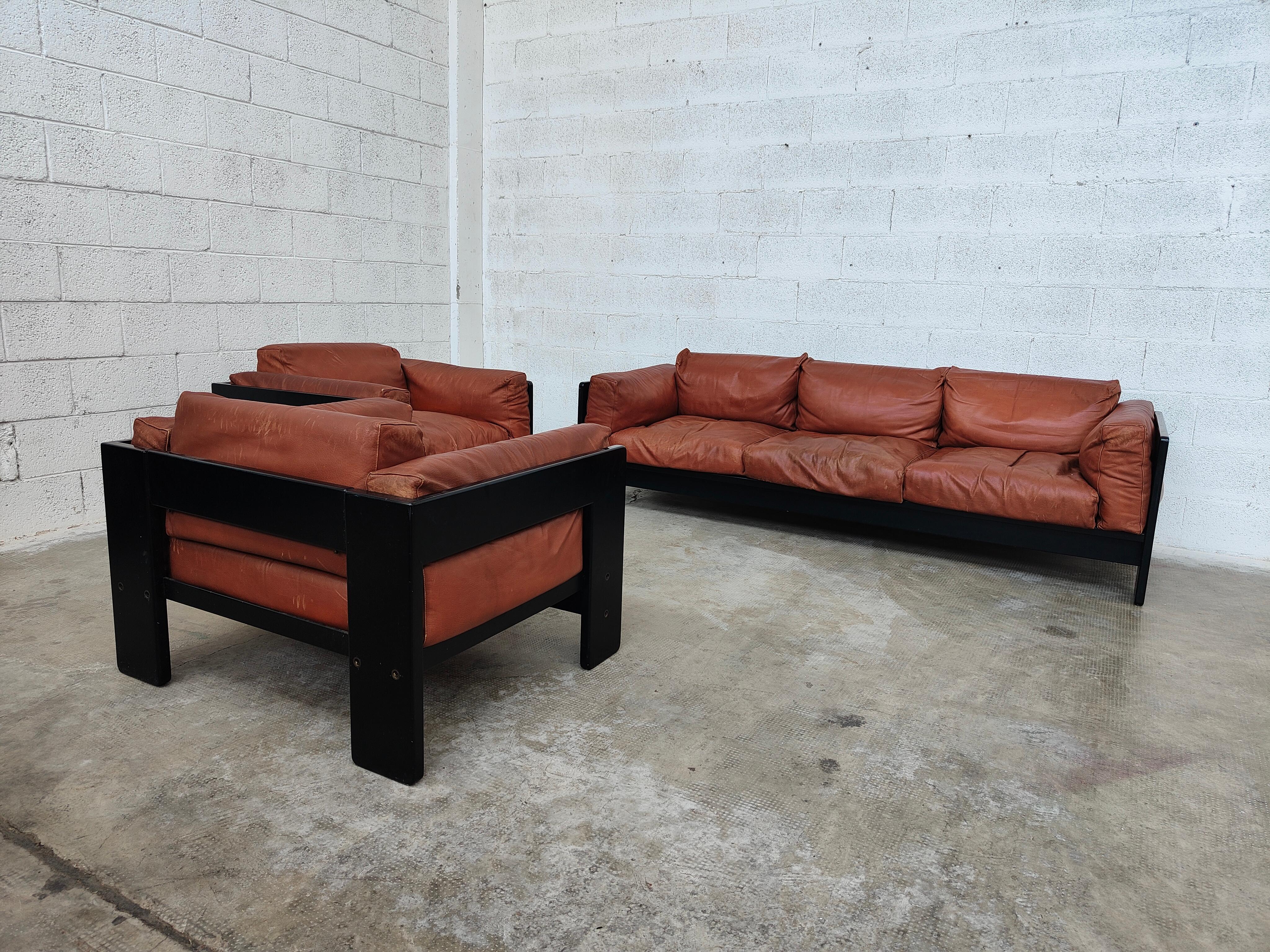 Mid-Century Modern Leather Bastiano Sofa and Armchairs by Afra & Tobia Scarpa for Gavina 60s For Sale