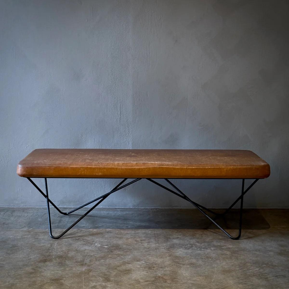 Banc en cuir en vente 1