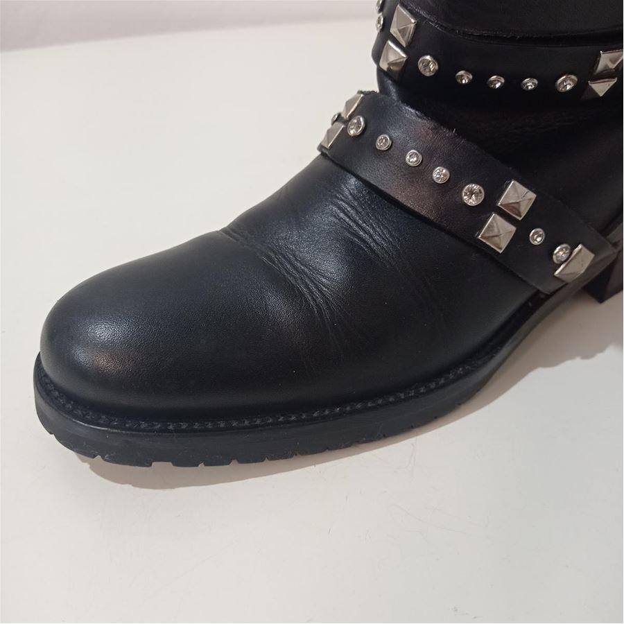 Noir Bottes en cuir Dior taille 37 en vente