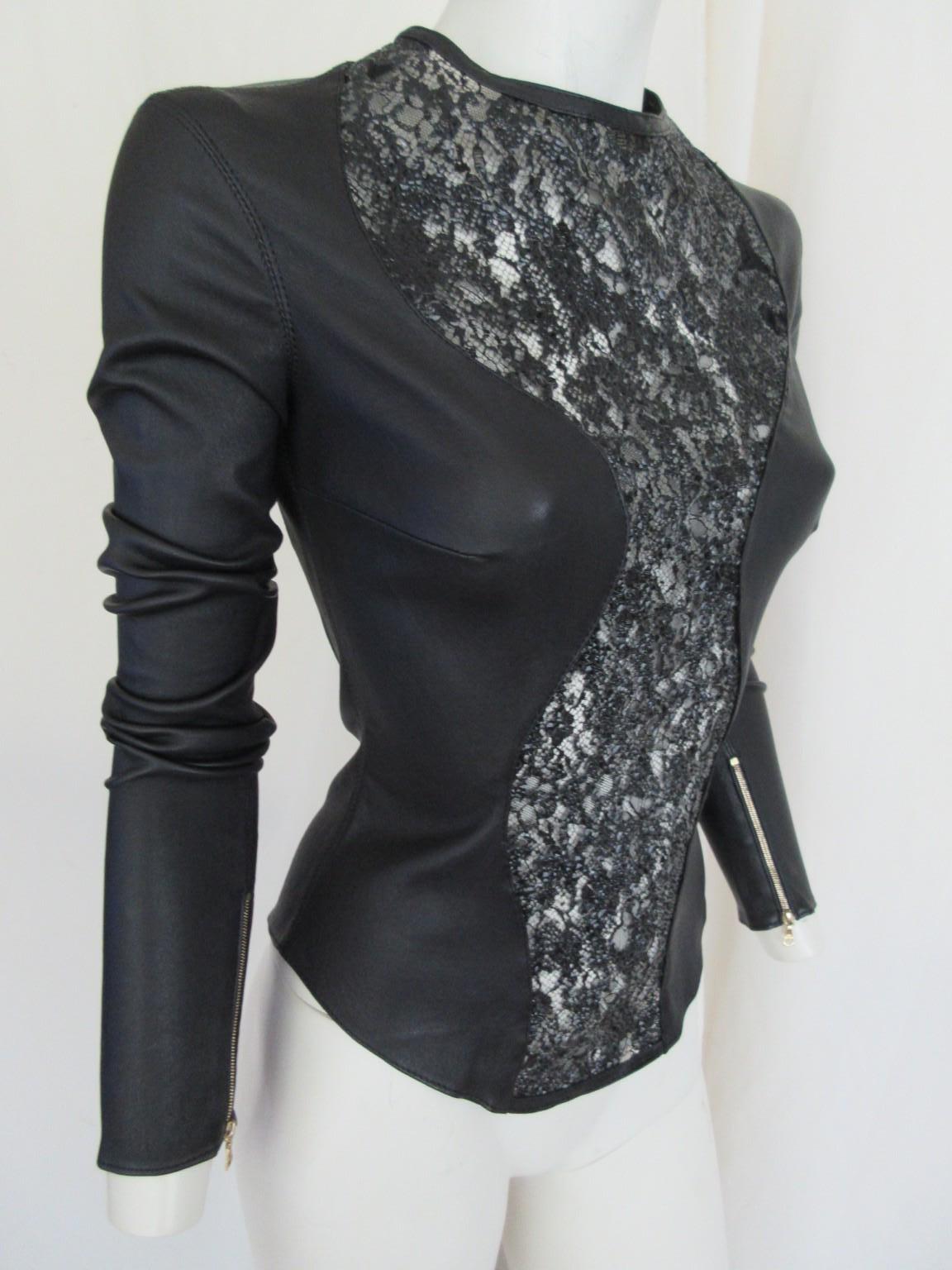 Leather Black Embroided Top  Stretch Small 6 For Sale 5