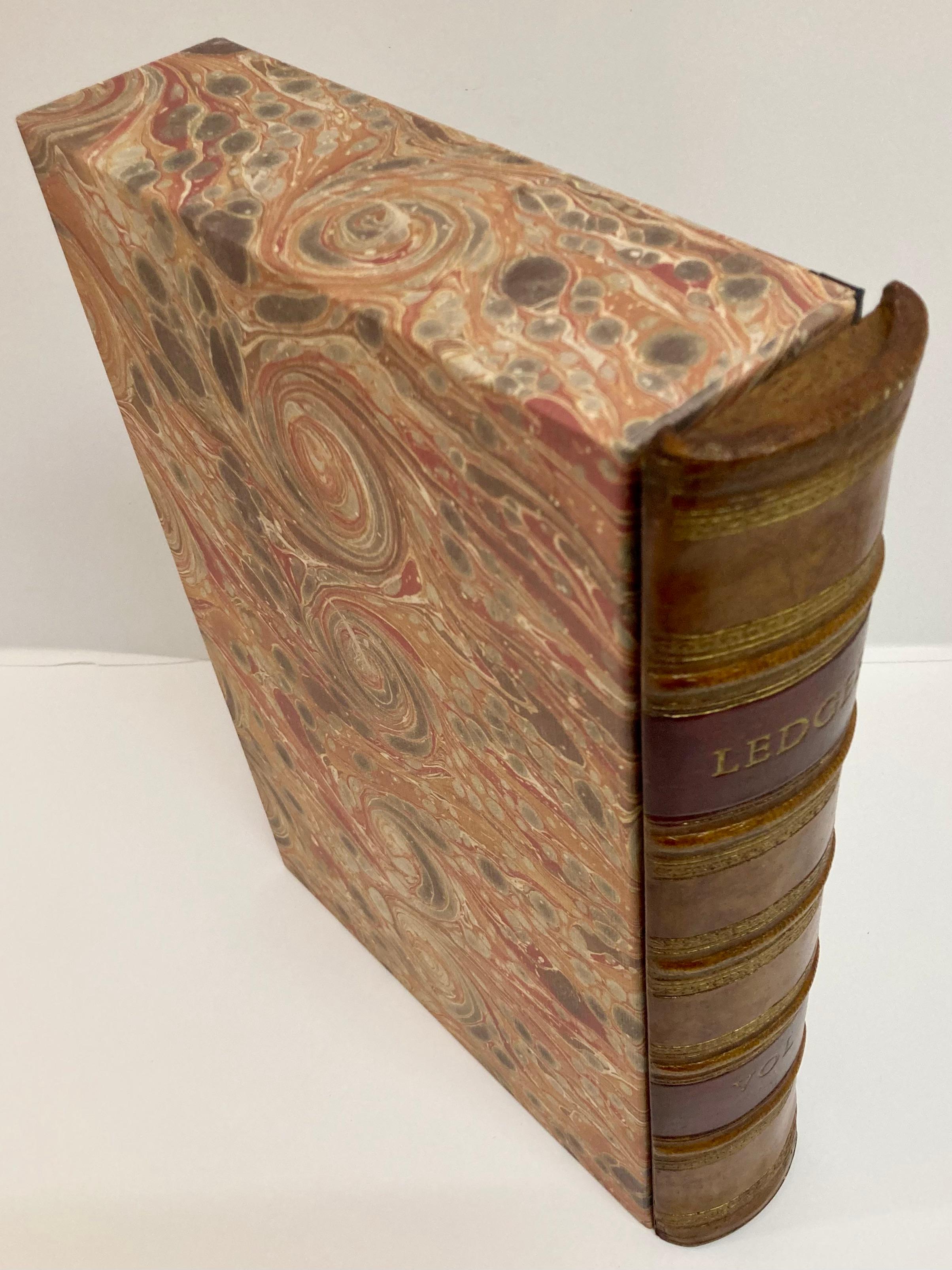 Cuir Boîte à livres en cuir - Ledger en vente