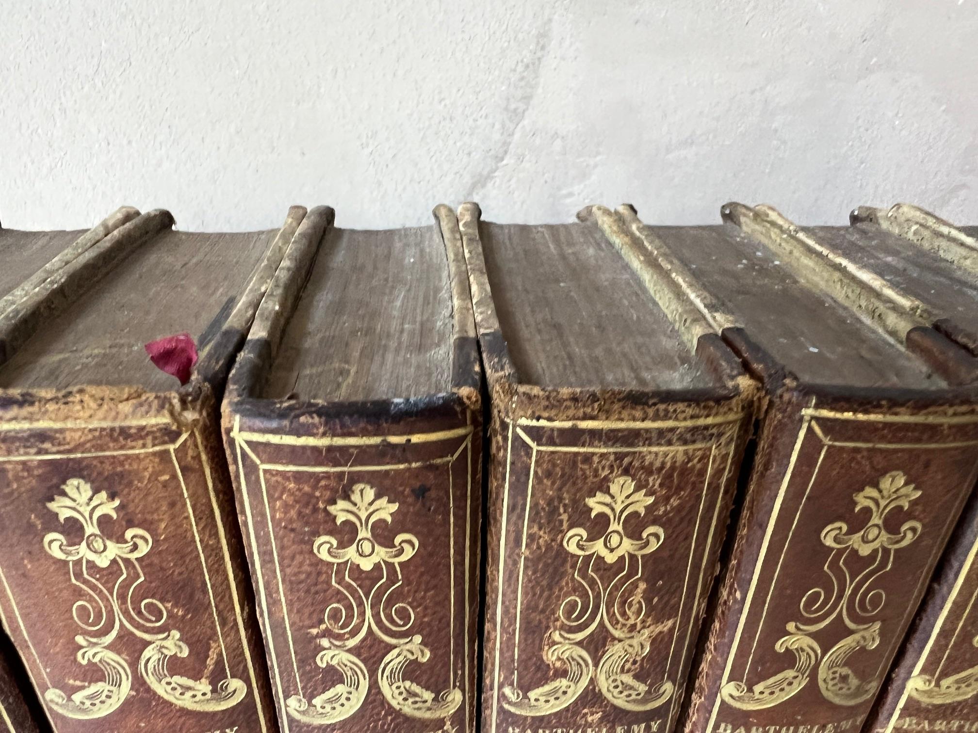 Ensemble de sept livres reliés en cuir par Barthelemy avec lettre, Paris, vers 1840 en vente 4