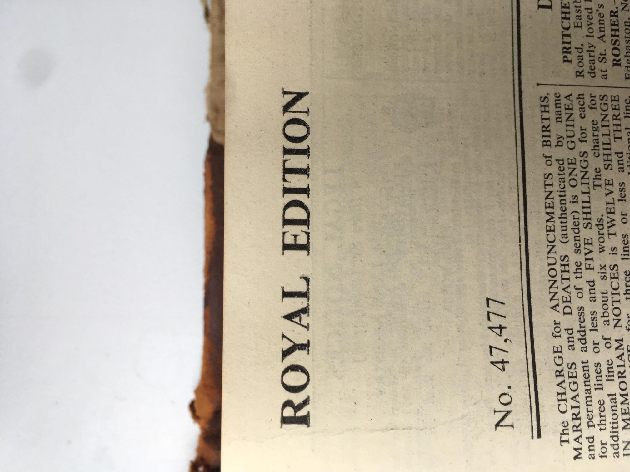 Édition royale en cuir reliée du journal The Times de 1936 dans un superbe état en vente 8