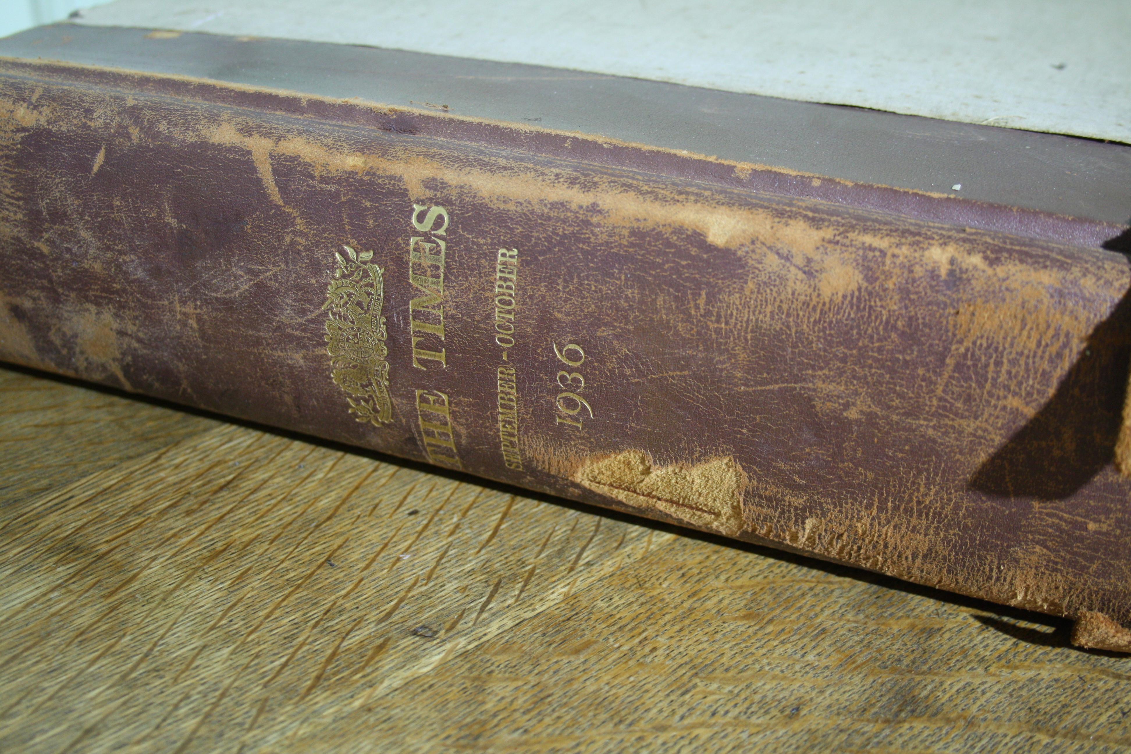 Leather Bound Royal Edition of The Times Newspaper 1936 in Superb Condition For Sale 12