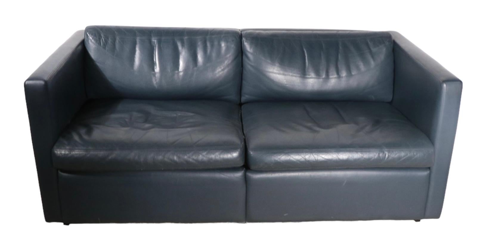 Leather Box Style Loveseat Sofa by Charles Pfister for Knoll For Sale 4